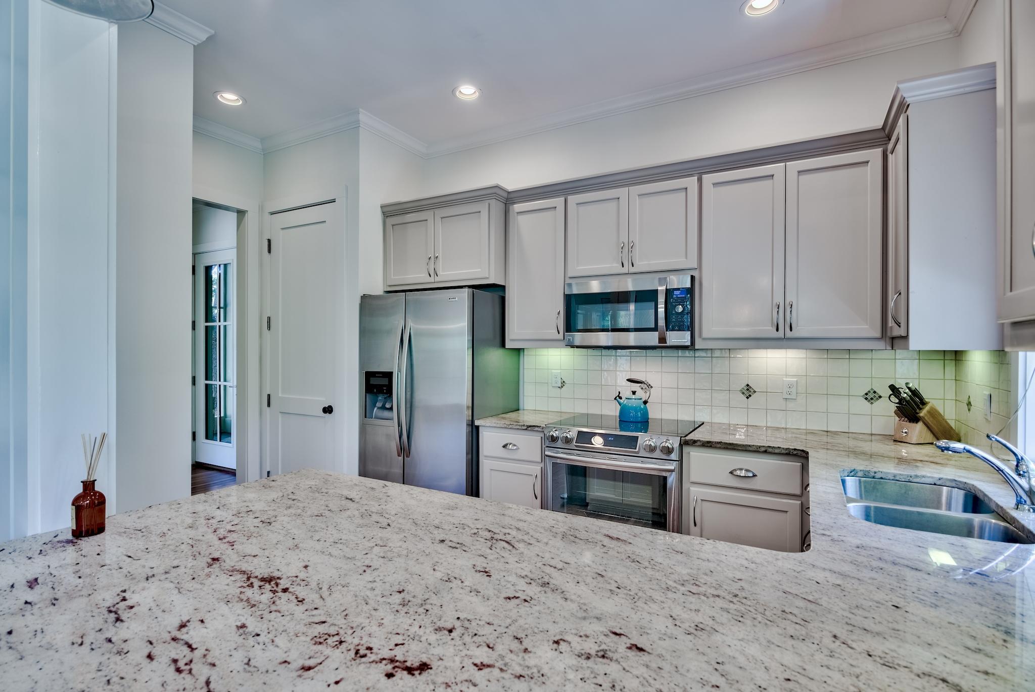 FOREST LAKES - Residential