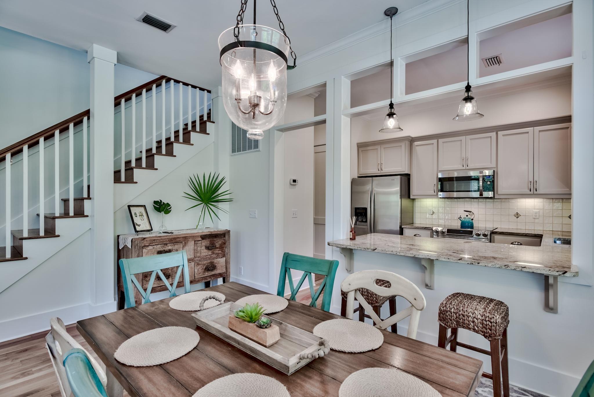 FOREST LAKES - Residential