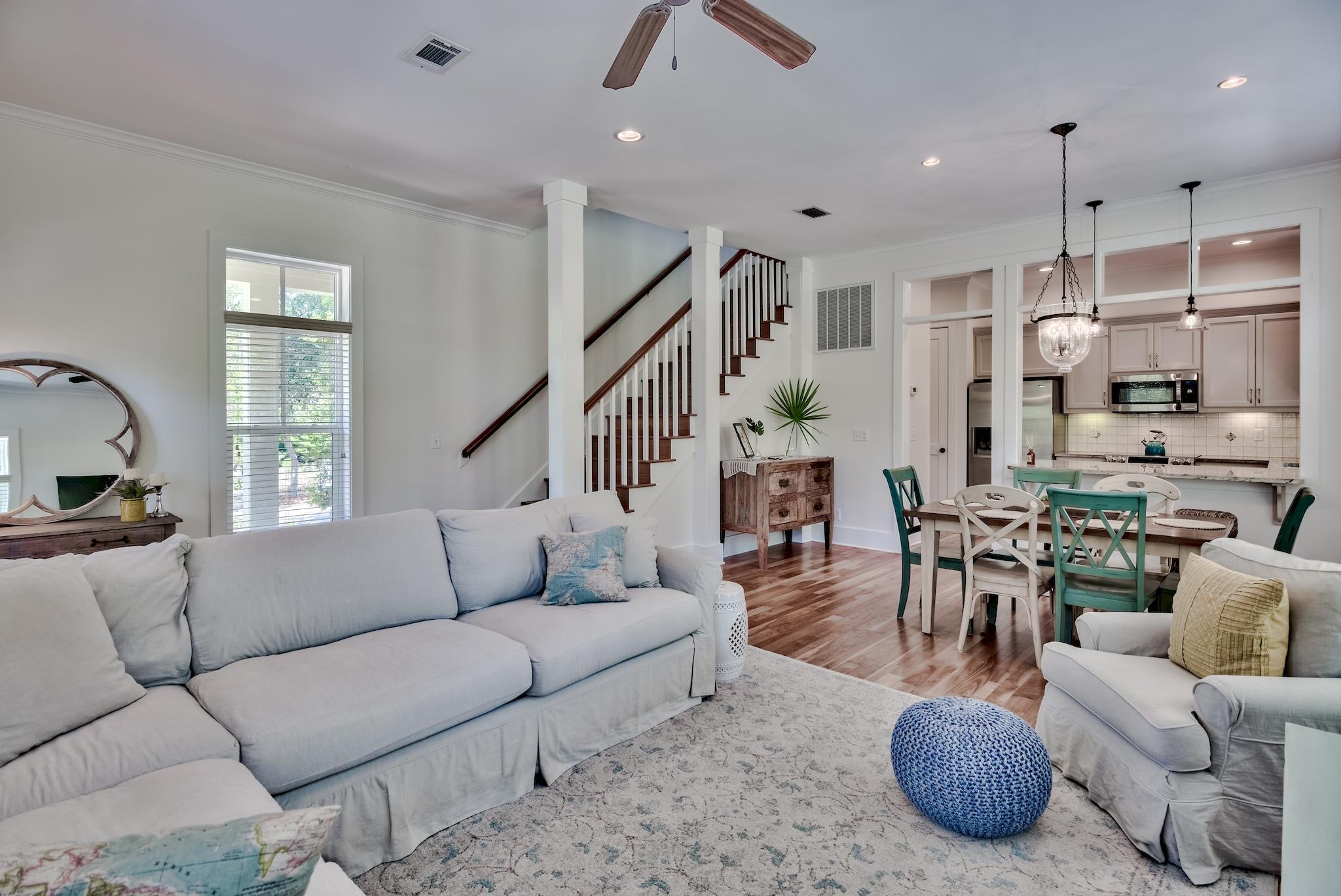 FOREST LAKES - Residential