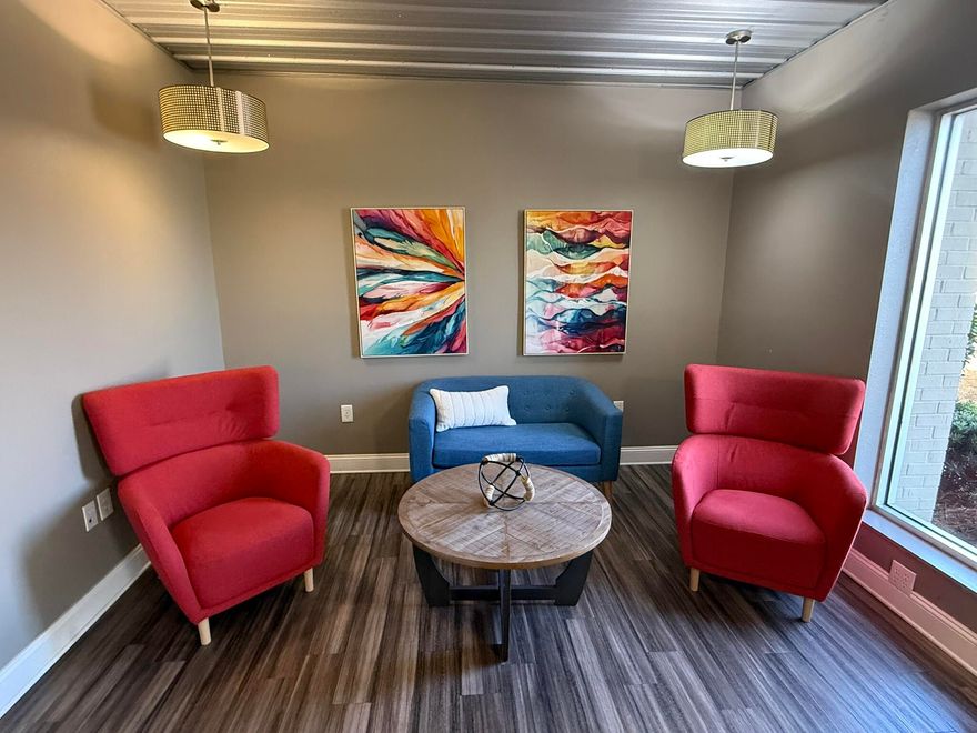 Professional Business Suite available in the 4 9th Ave Business Complex in Shalimar. eSuites offers private suites with secure digital keypad access, free high-speed Wi-Fi, shared restrooms and kitchenette, and prominent signage featuring tenant's name at the building entrance. Rent also includes power, water, sewage, and trash. Month-2-Month lease options available.