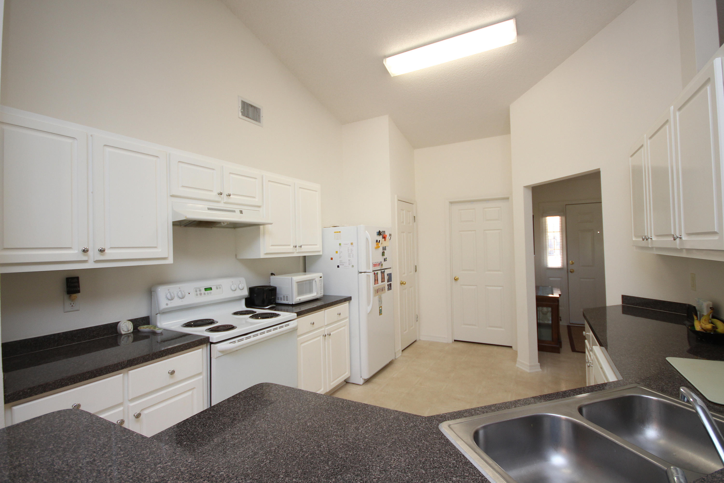 HAMPTON RIDGE ESTATES - Residential