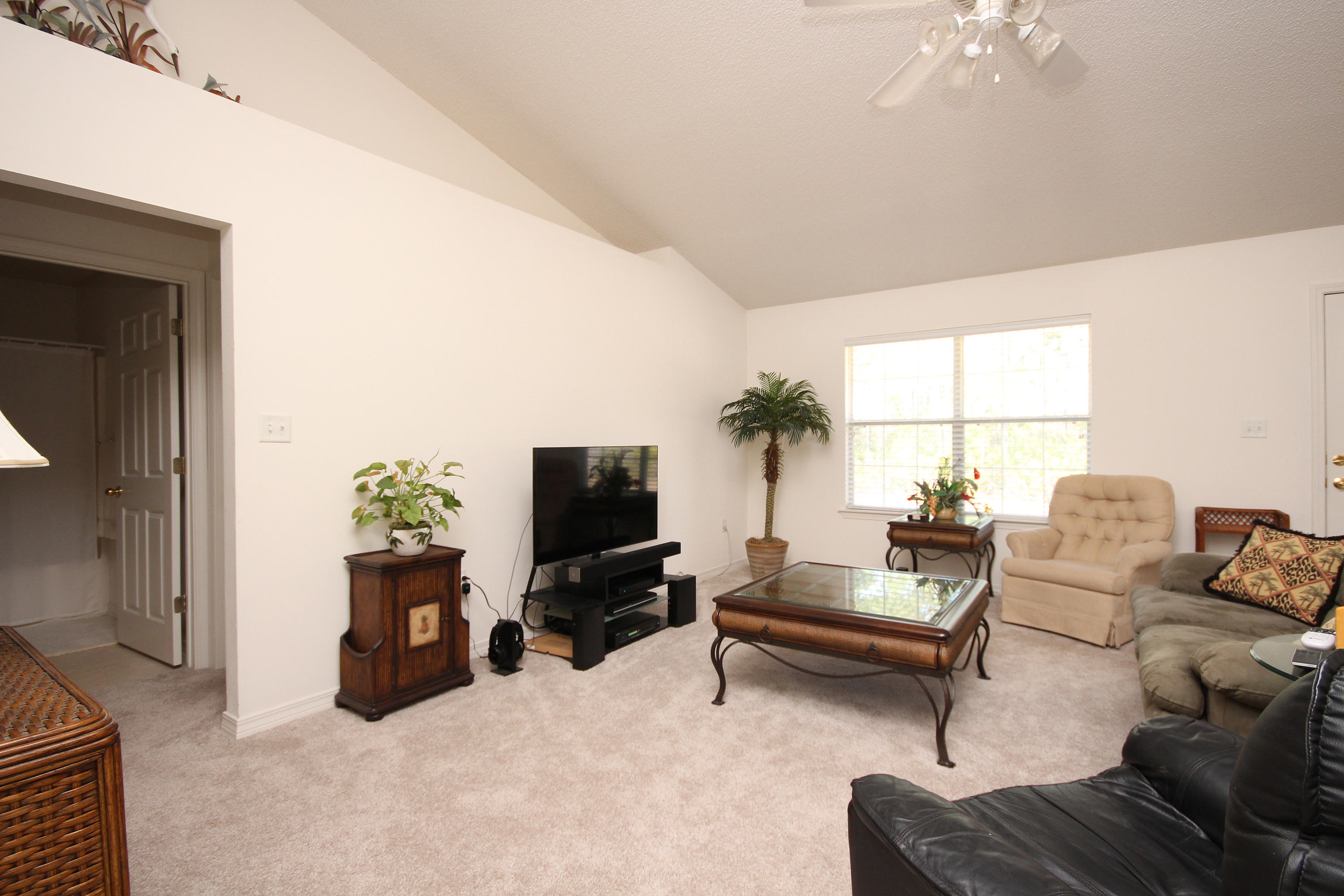 HAMPTON RIDGE ESTATES - Residential