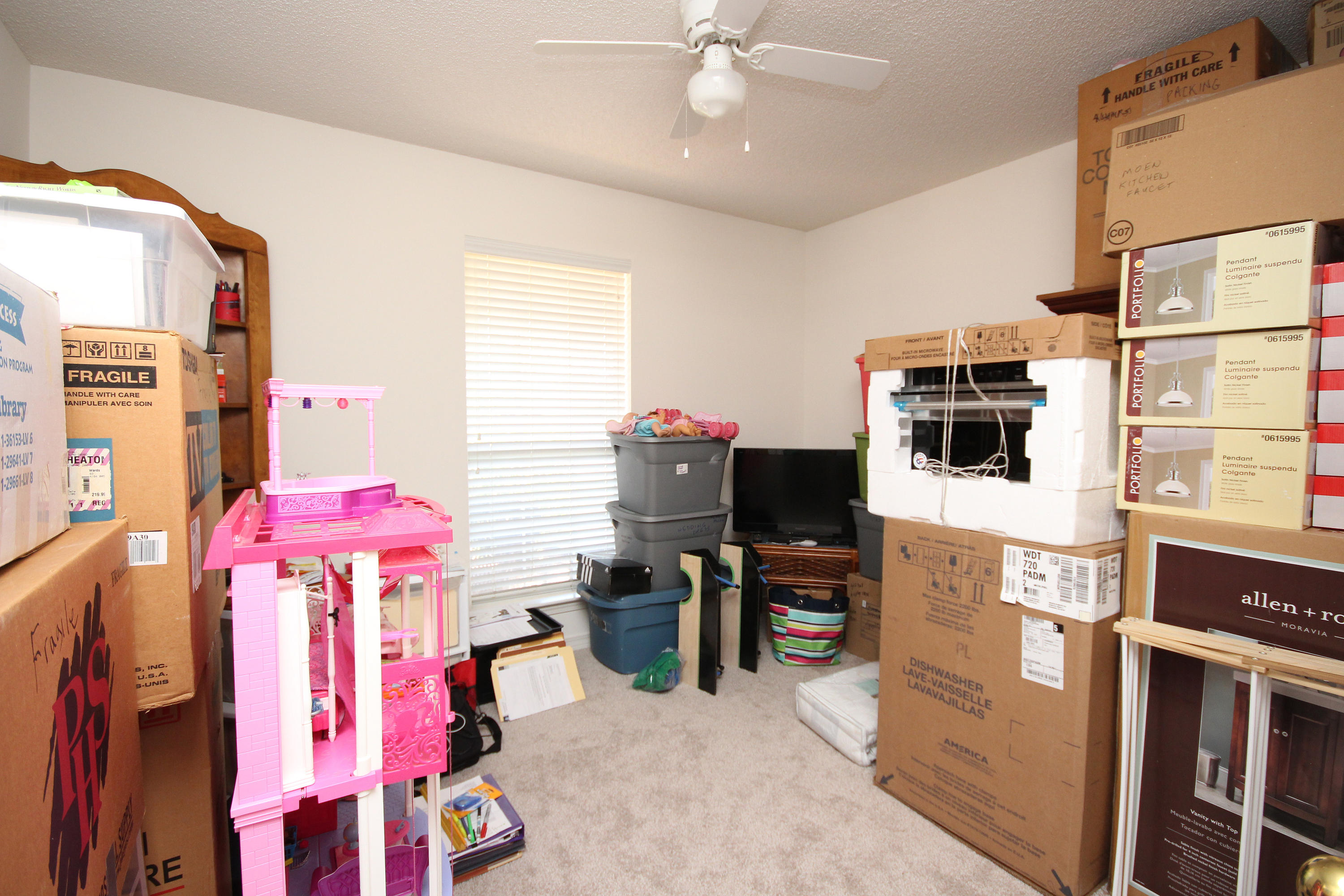 HAMPTON RIDGE ESTATES - Residential