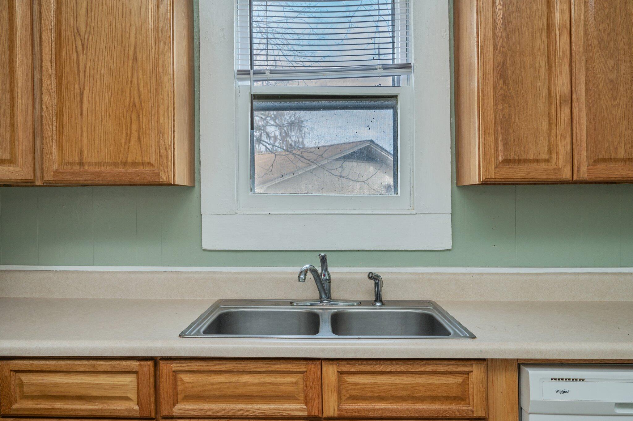 HUGHES ADDN-FLORALA - Residential