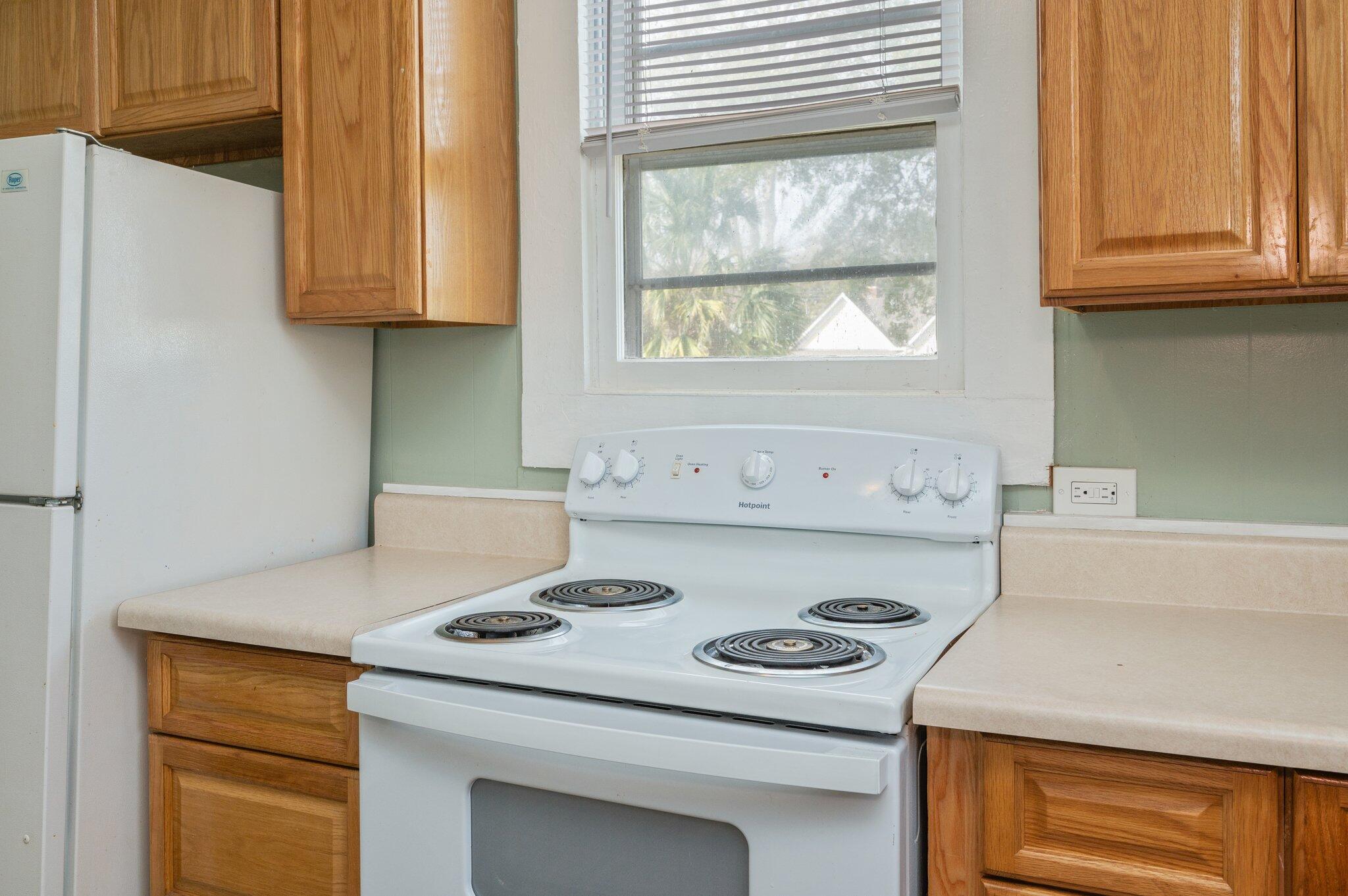 HUGHES ADDN-FLORALA - Residential