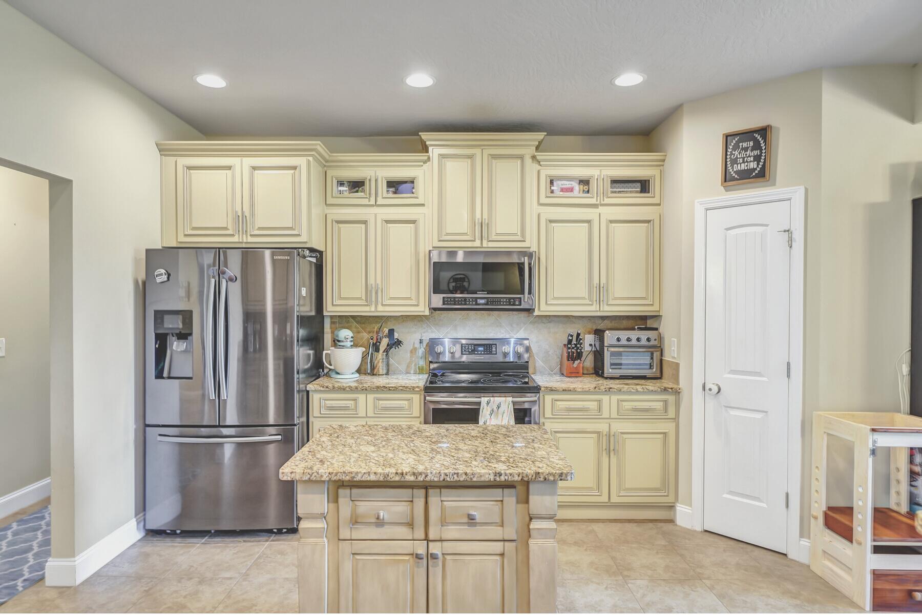 CHANAN ESTATES 1ST ADDN - Residential