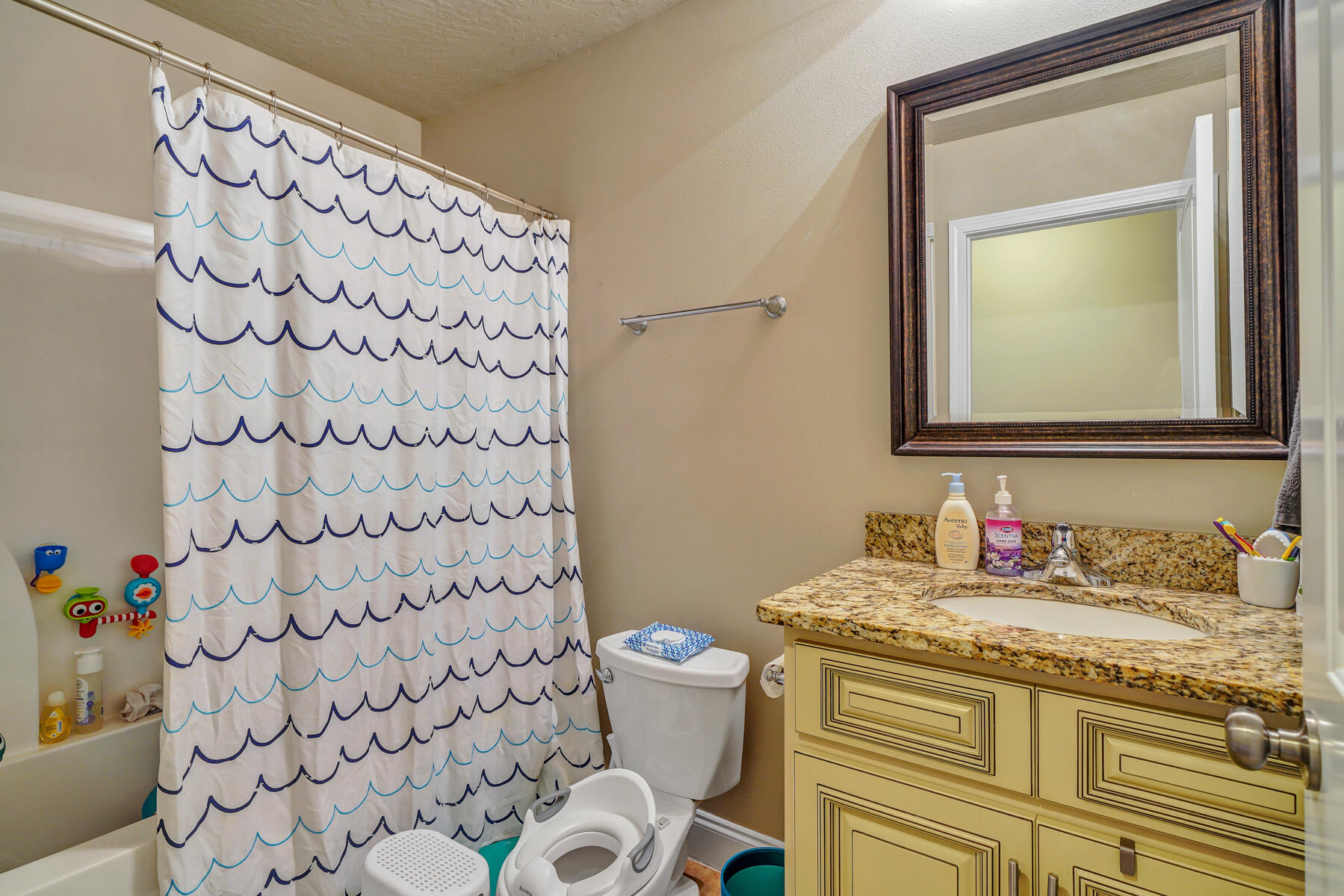 CHANAN ESTATES 1ST ADDN - Residential