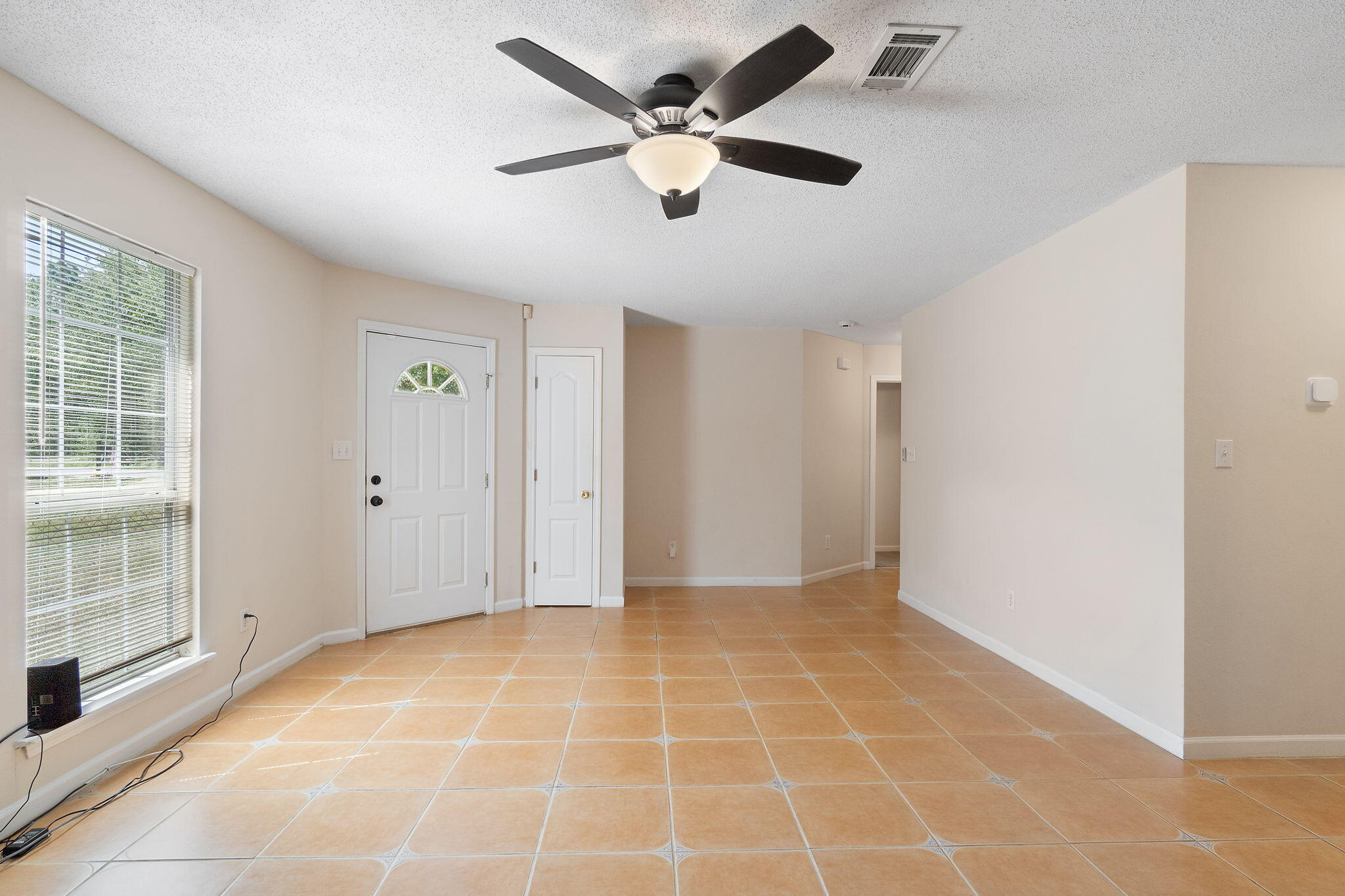 ROUNDUP VALLEY - Residential