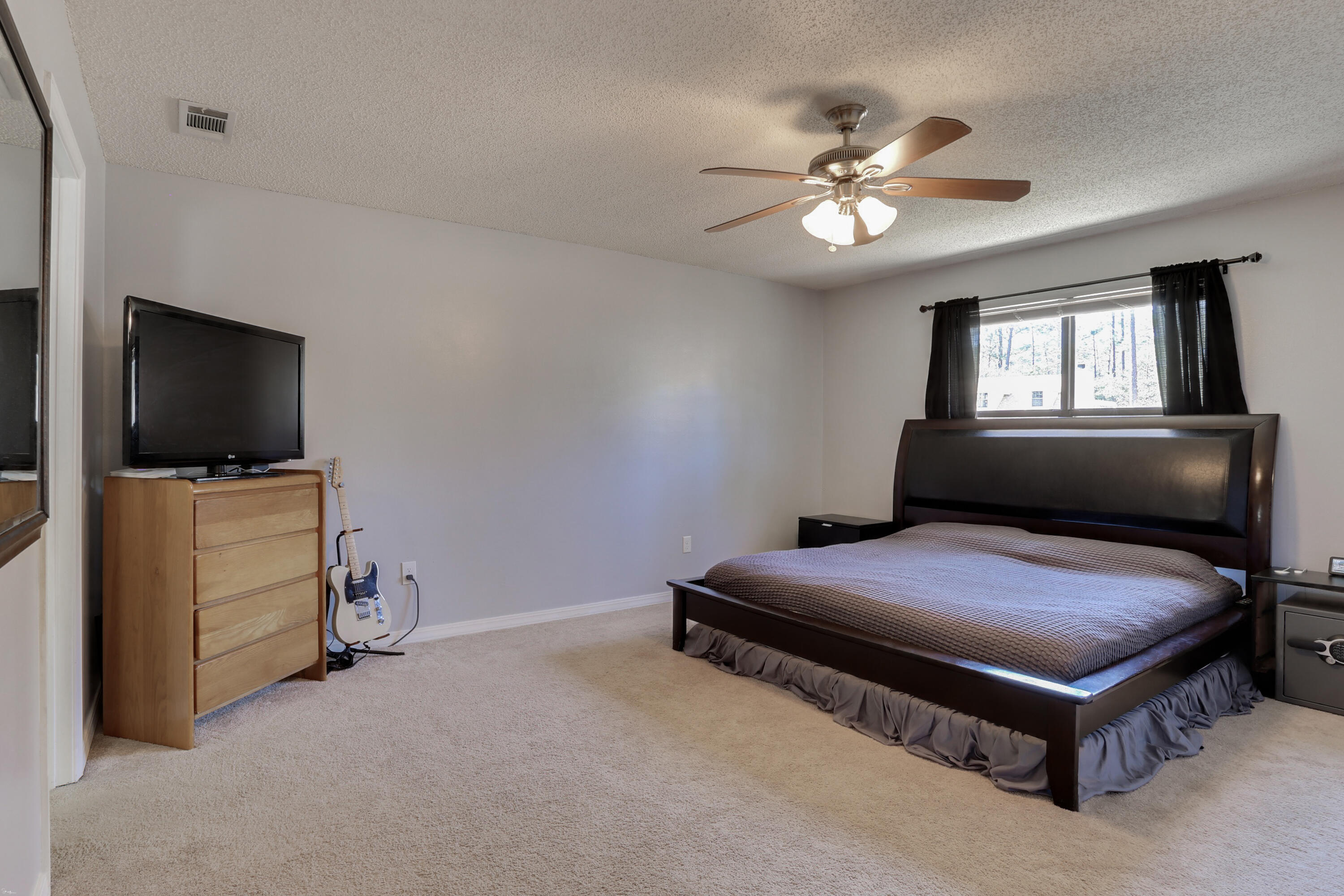PINE MEADOWS 2ND ADDN - Residential