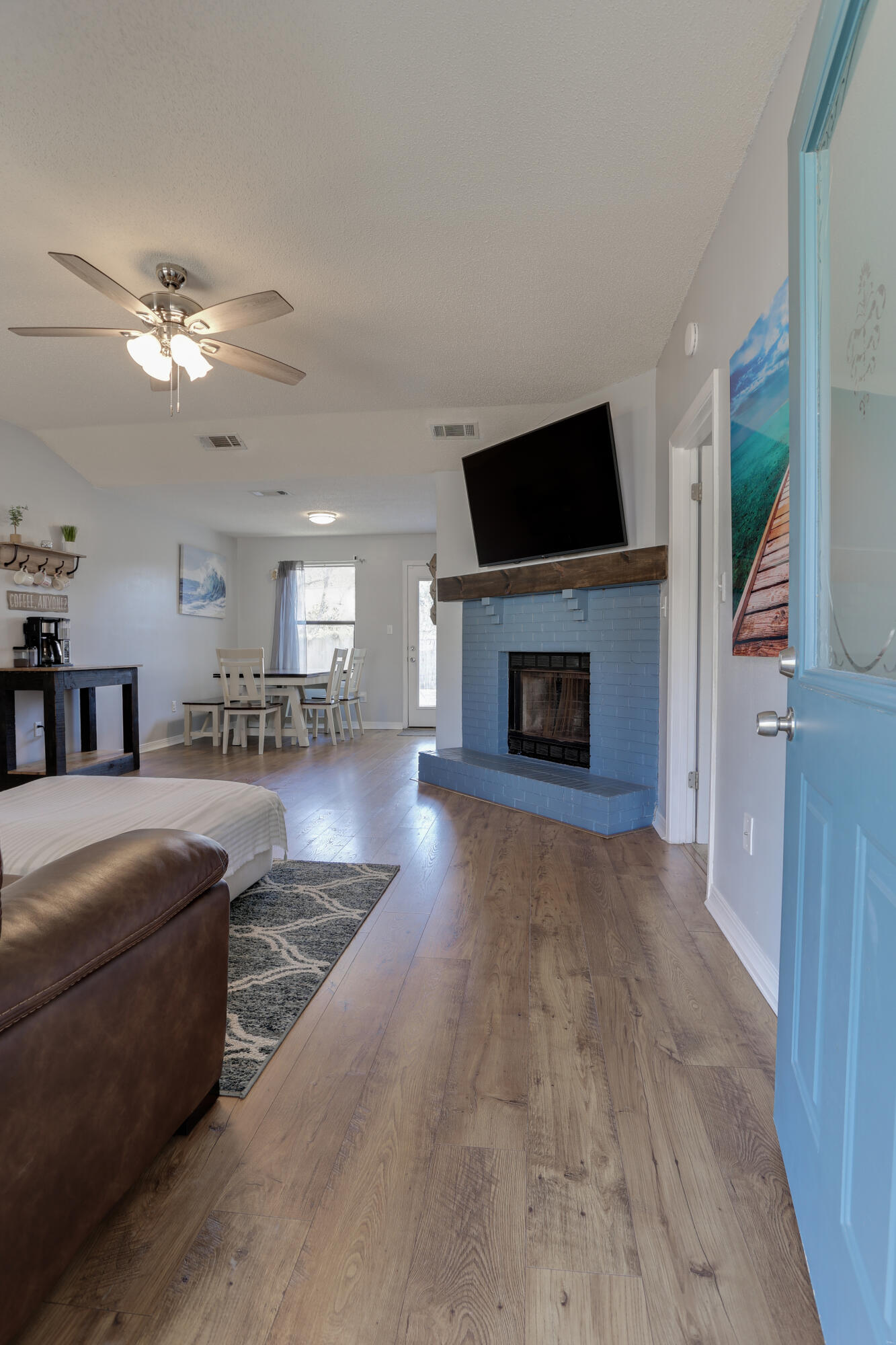 PINE MEADOWS 2ND ADDN - Residential
