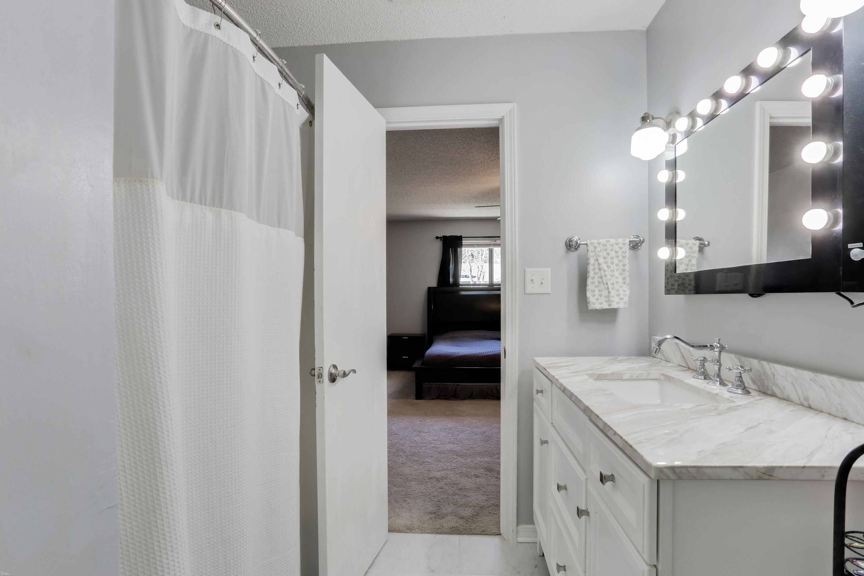 PINE MEADOWS 2ND ADDN - Residential