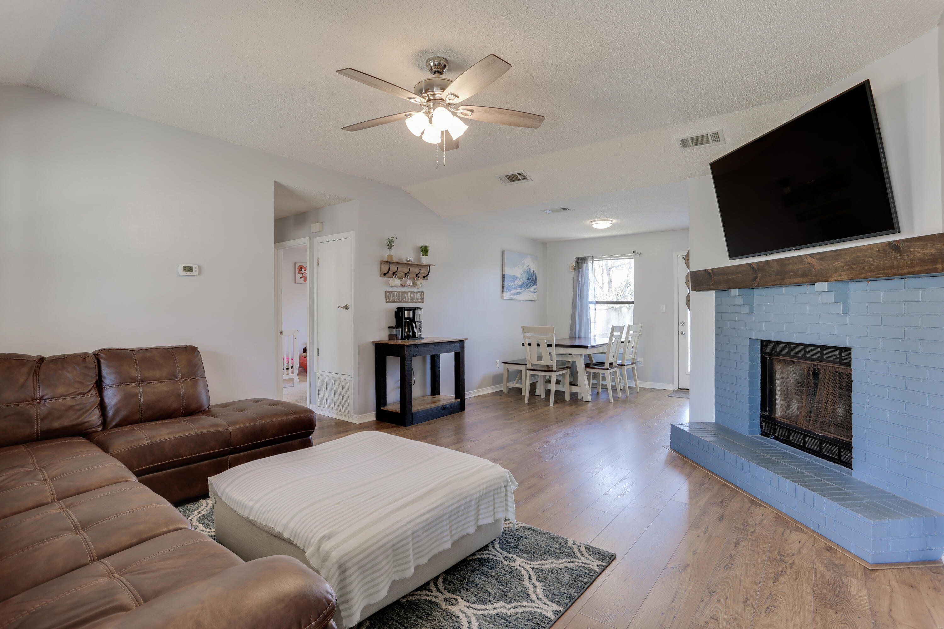 PINE MEADOWS 2ND ADDN - Residential