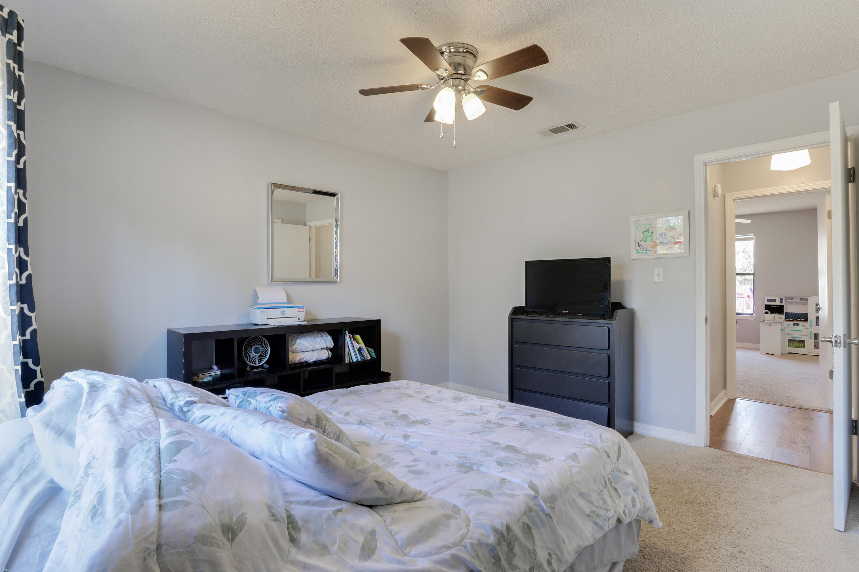 PINE MEADOWS 2ND ADDN - Residential