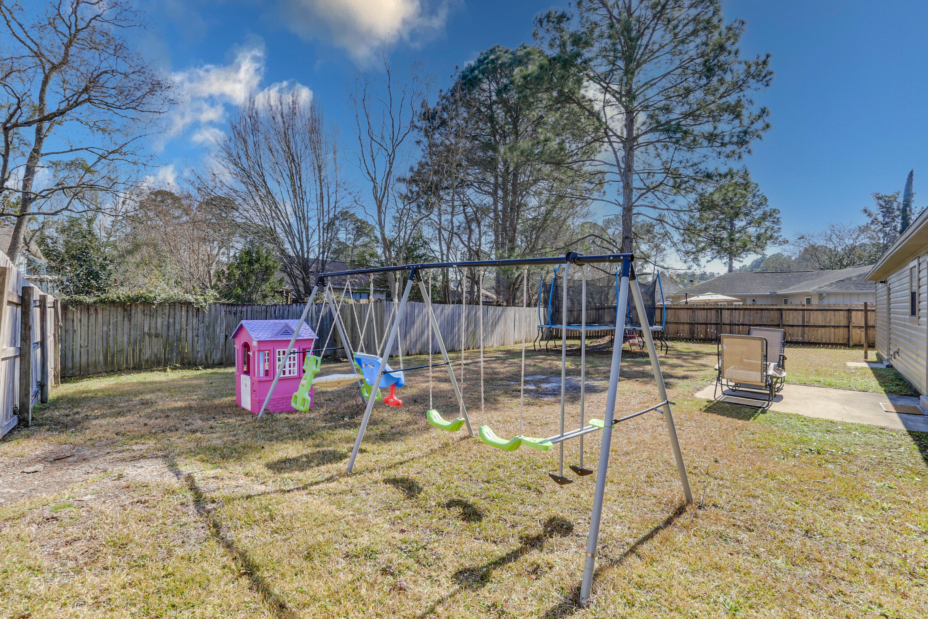 PINE MEADOWS 2ND ADDN - Residential