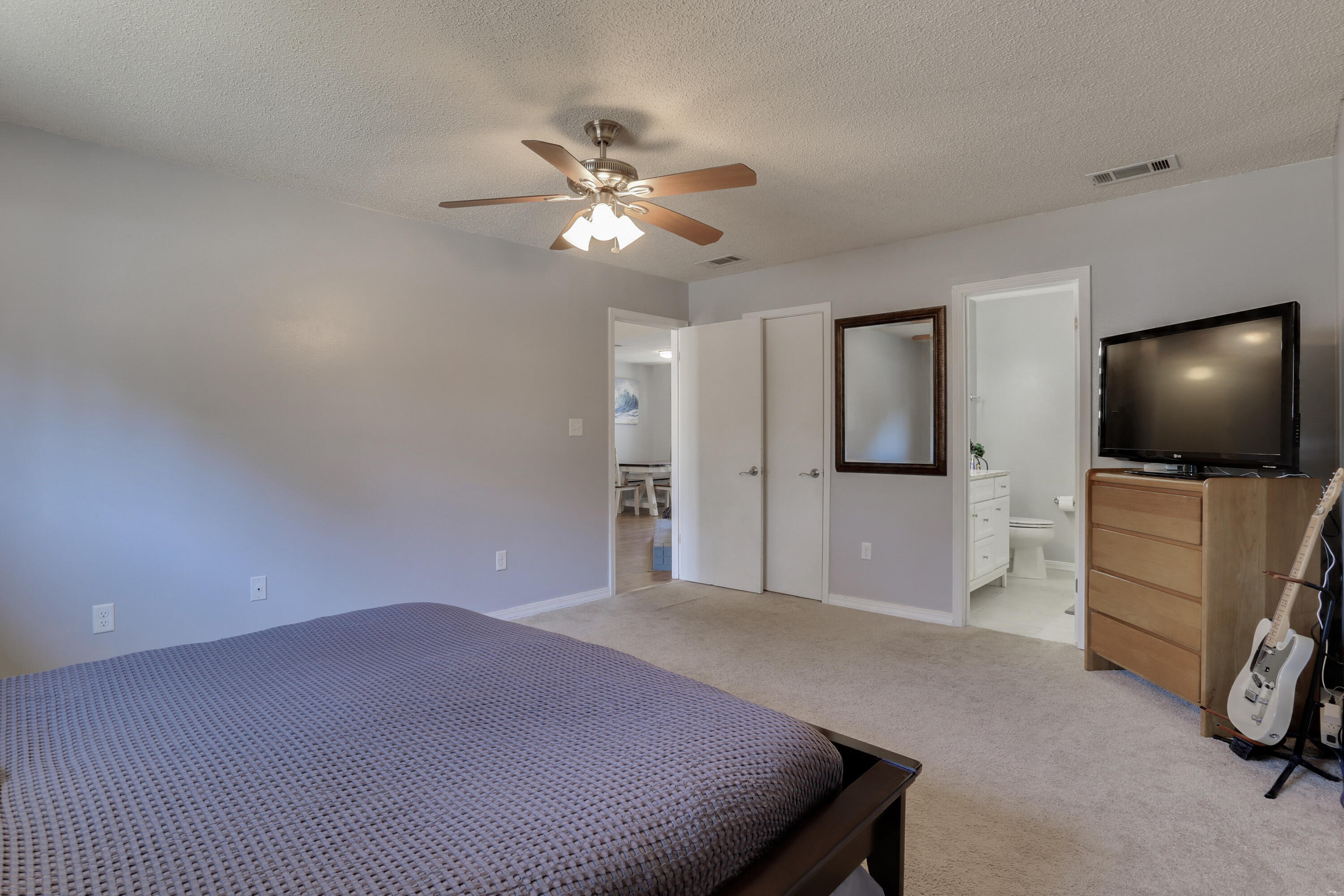PINE MEADOWS 2ND ADDN - Residential