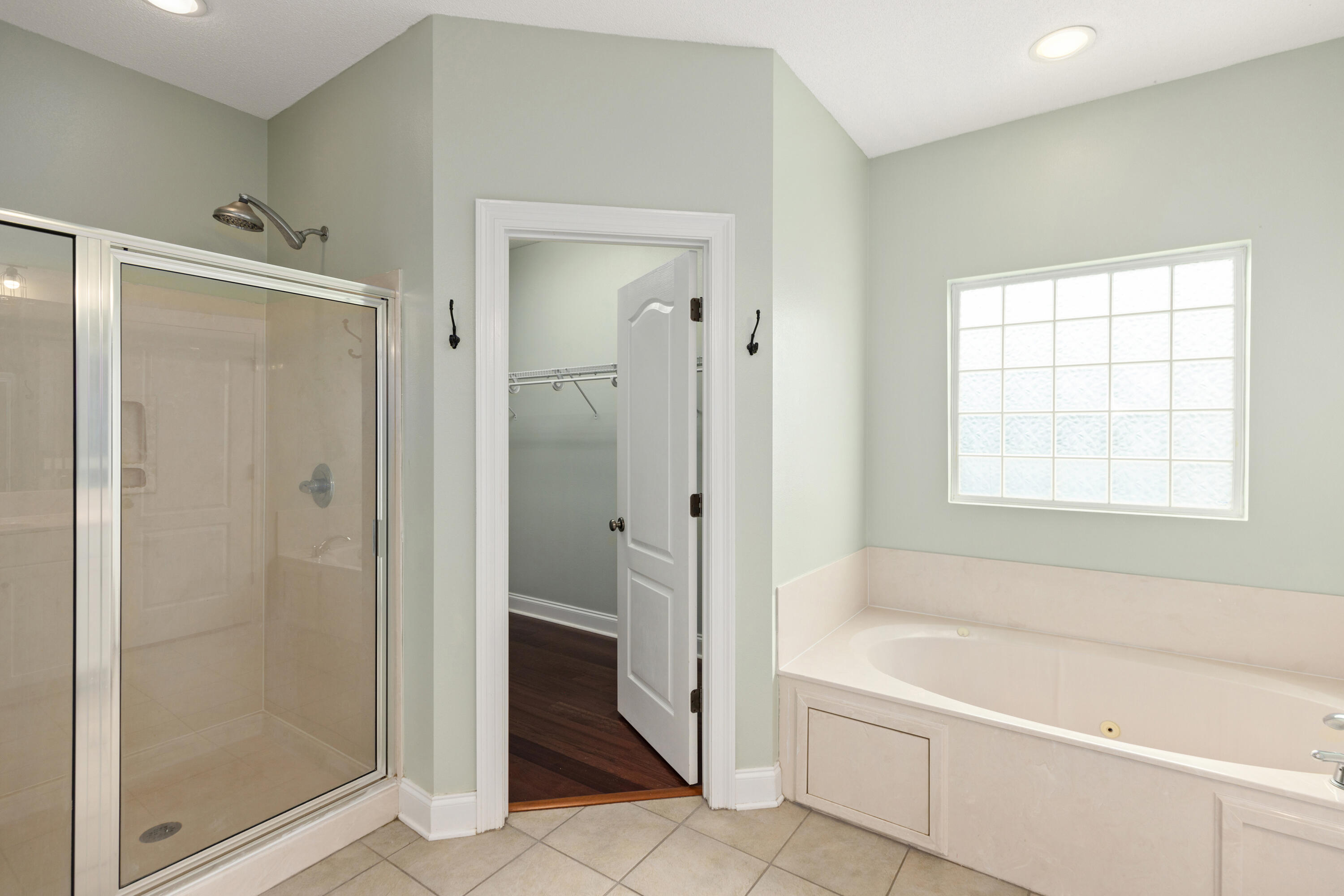 CHANAN ESTATES - Residential Lease