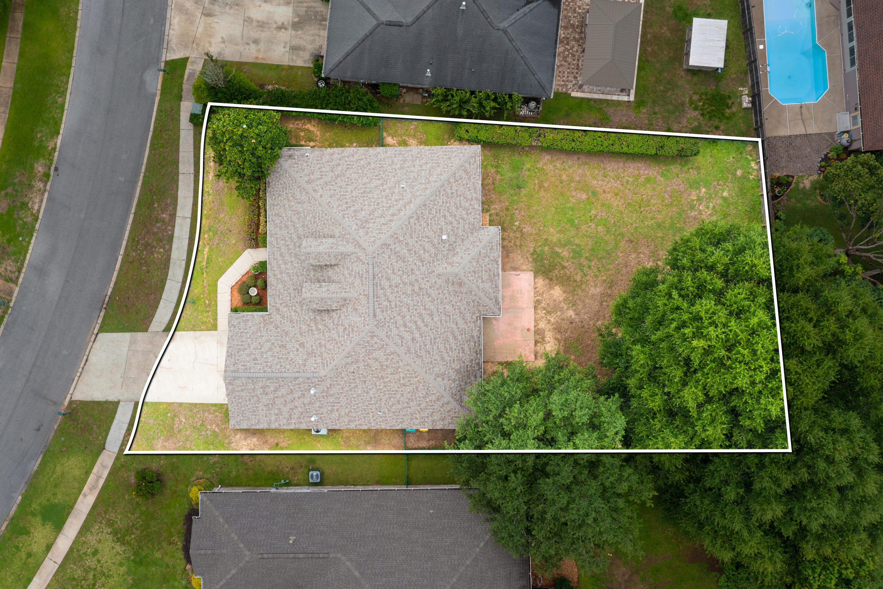 CHANAN ESTATES - Residential Lease