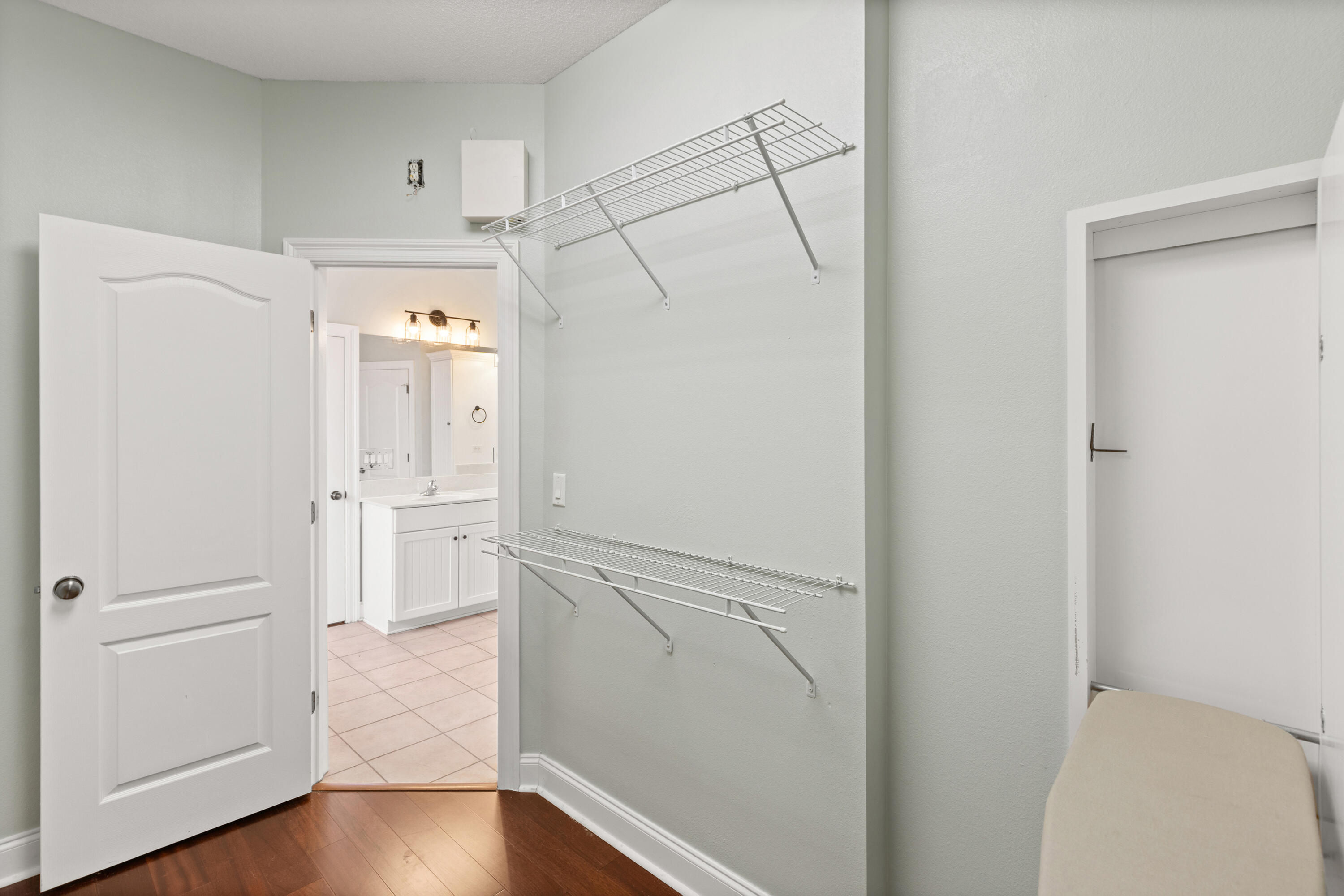 CHANAN ESTATES - Residential Lease