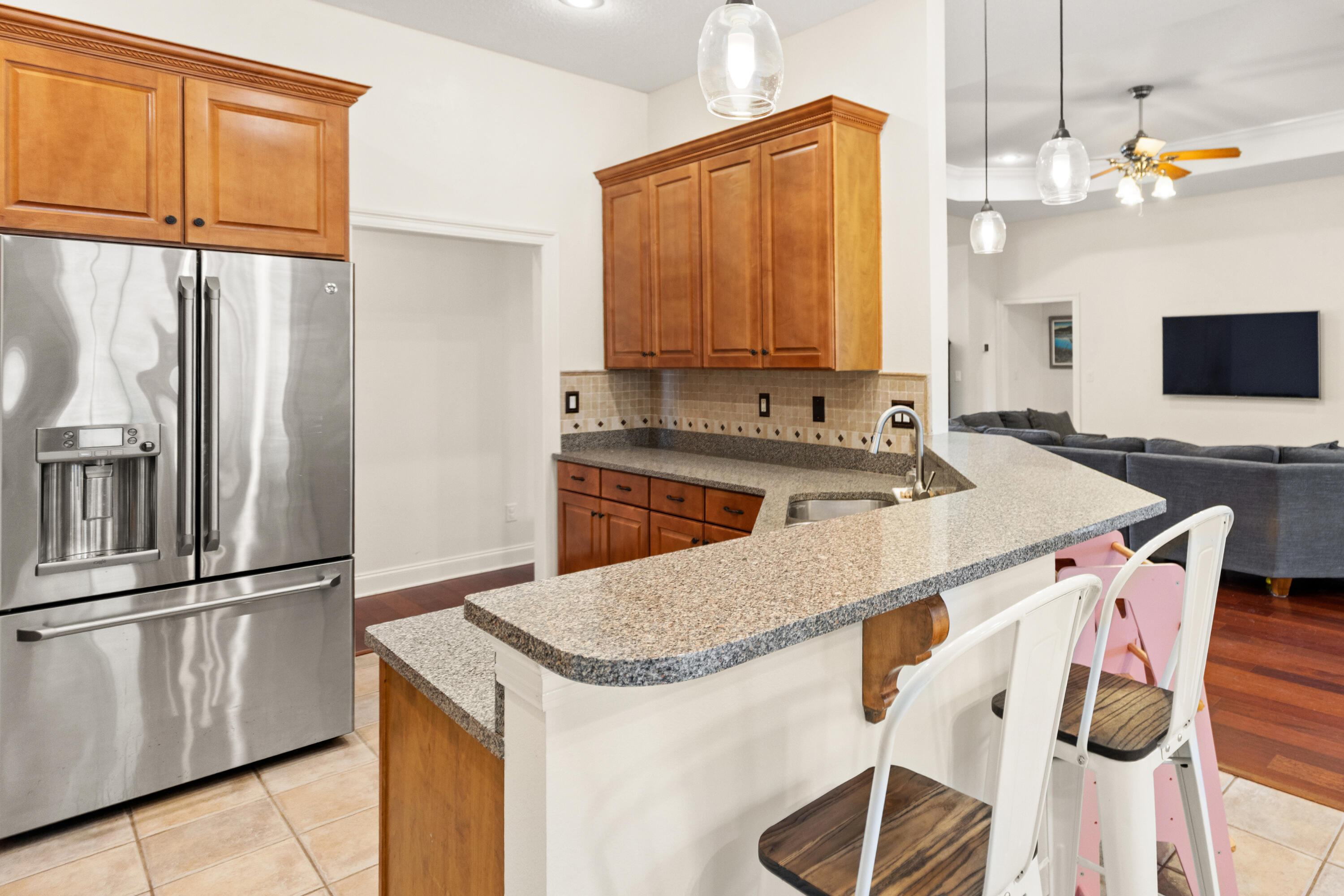 CHANAN ESTATES - Residential Lease