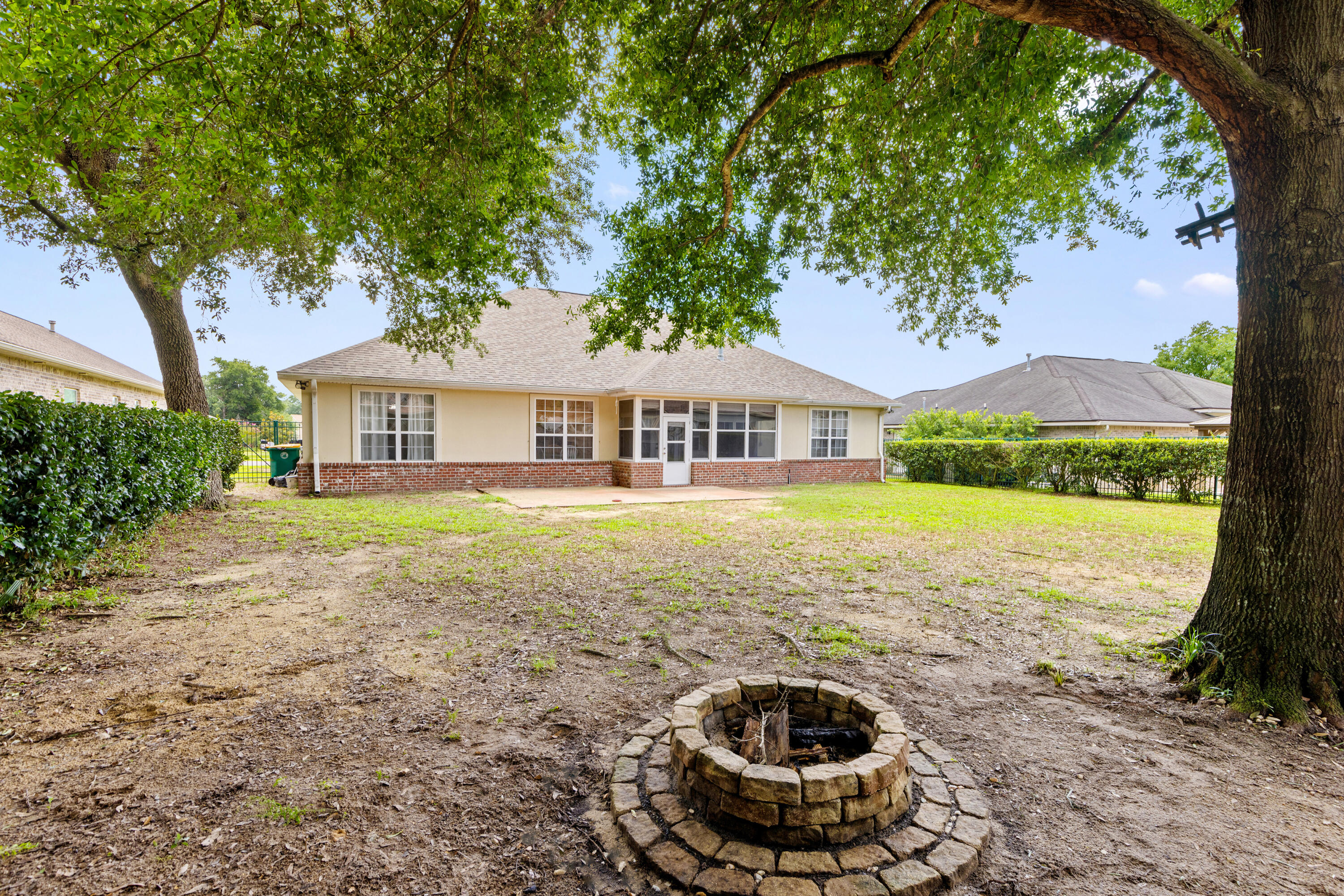 CHANAN ESTATES - Residential Lease