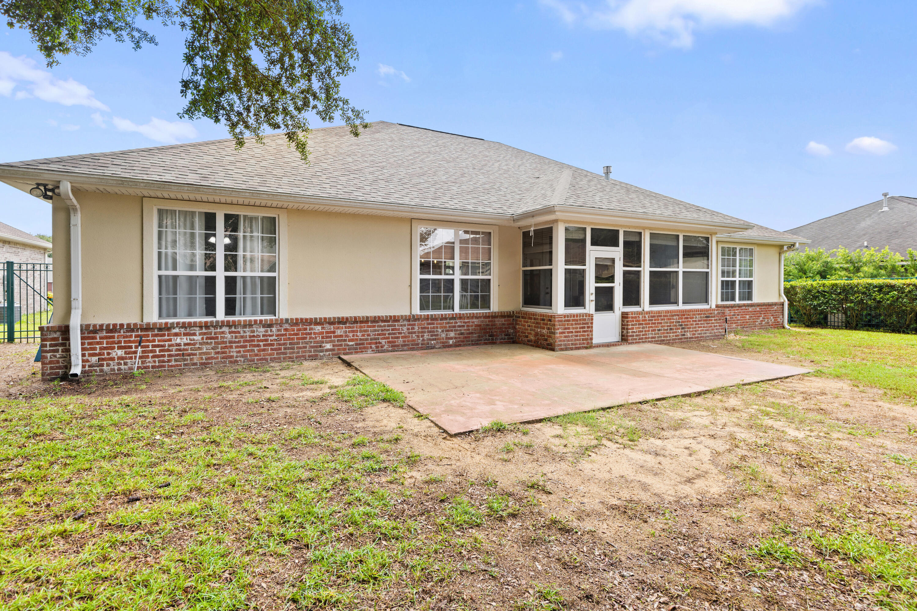 CHANAN ESTATES - Residential Lease