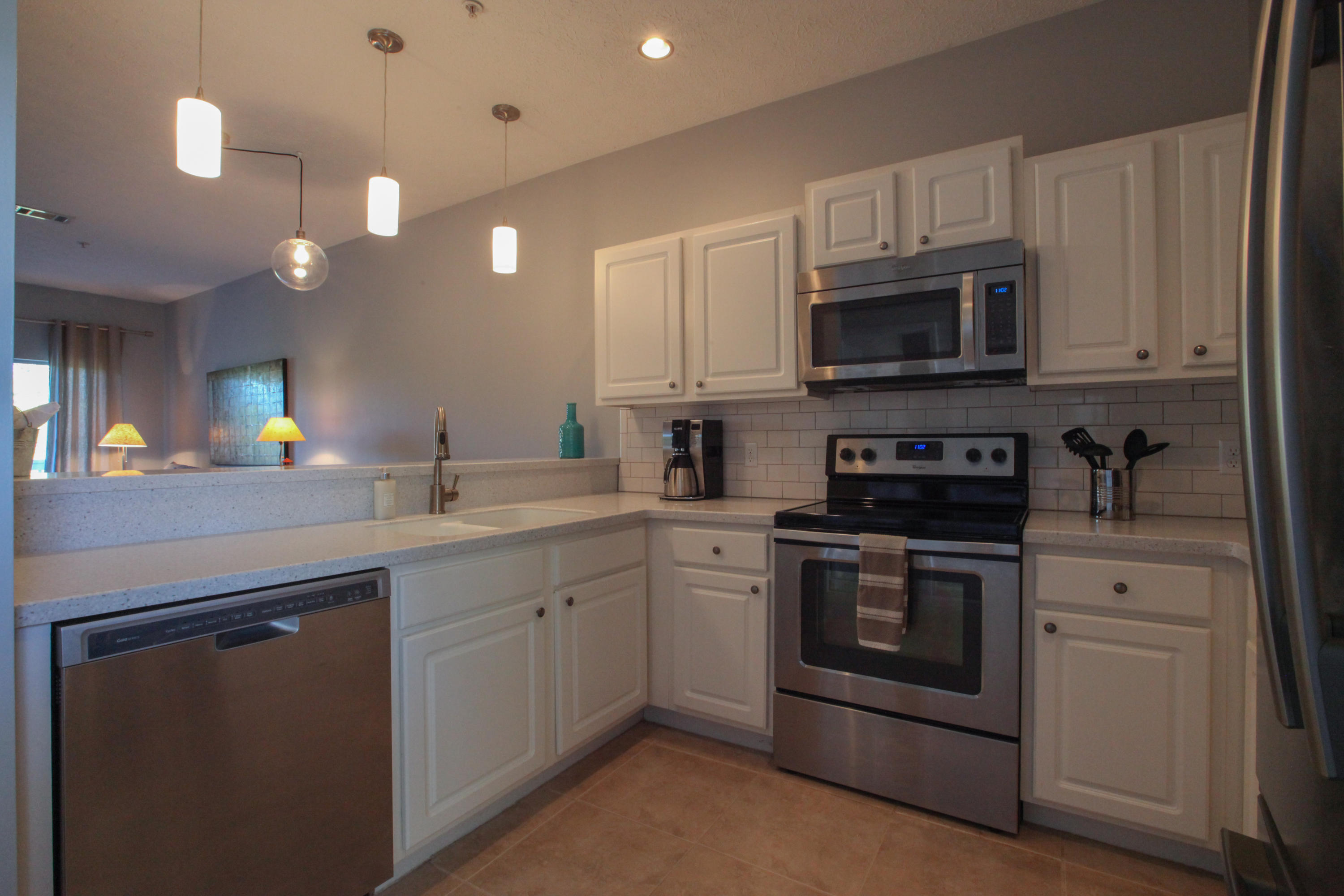 HERON'S WATCH CONDO PH 1 - Residential