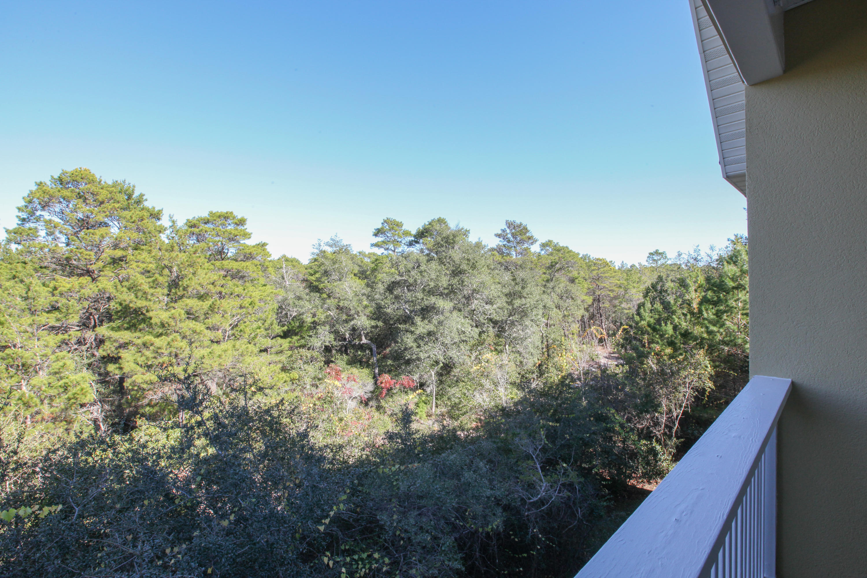 HERON'S WATCH CONDO PH 1 - Residential