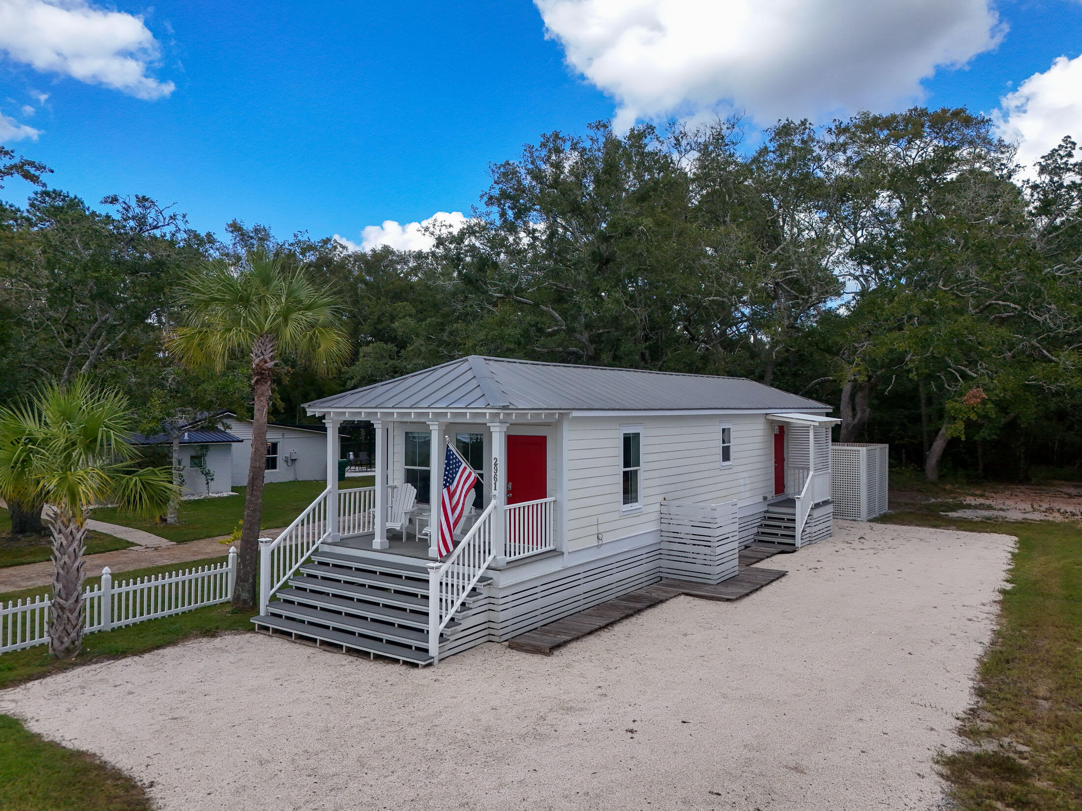 Beautiful & Charming Cottage that is only steps from Choctawhatchee Bay.  Bring your boat & launch it across the street at the Walton County maintained public park.  Walk across the street to picnic, swim, fish or cook-out.  Superb location with easy access to South Walton as well as Freeport.  The cottage is fully furnished with all utilities, cable, and yard maintenance included.  Spotless interior with all new furnishings.  See today and you will want to move in tomorrow.