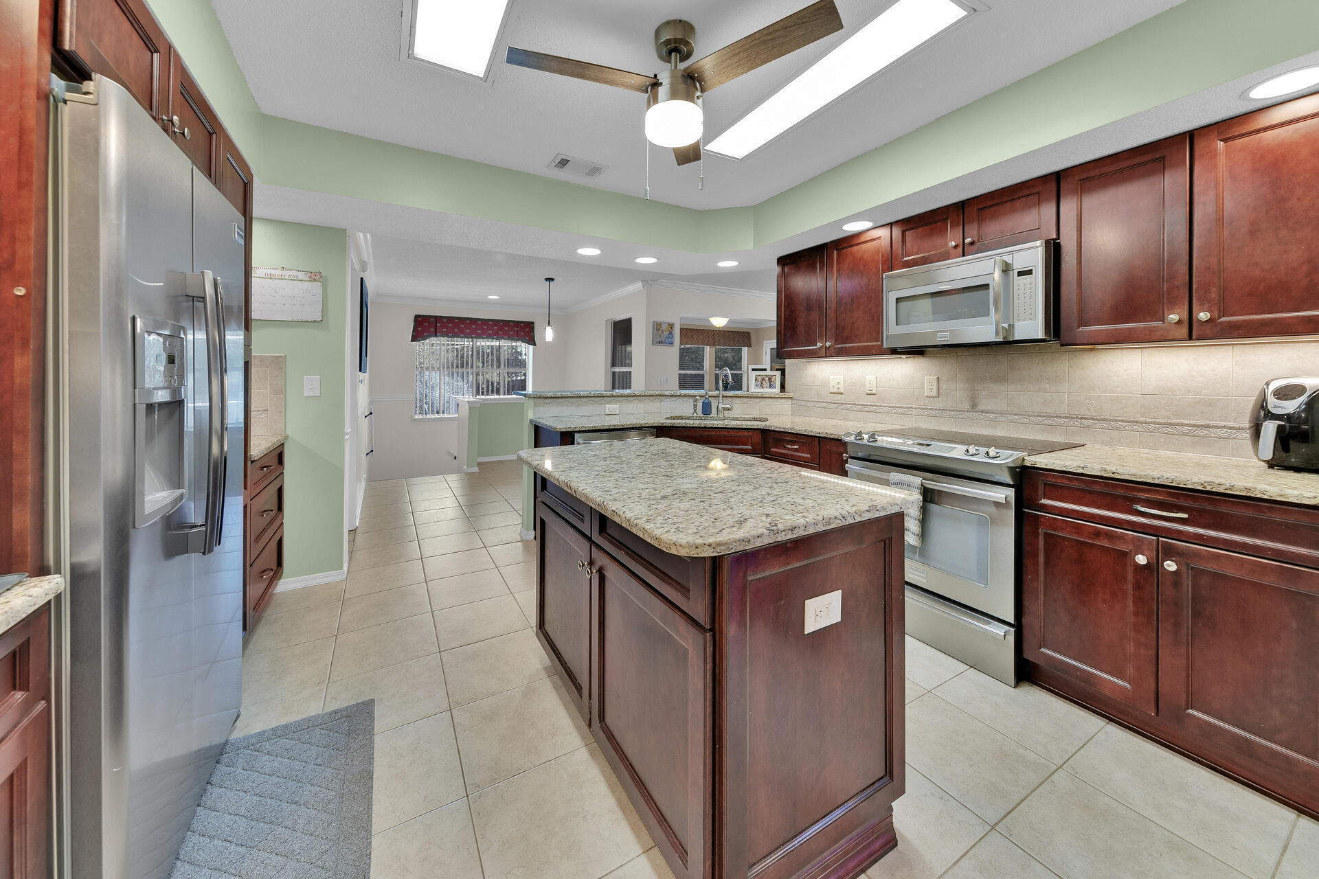 Rocky Bayou Country Club Estates - Residential