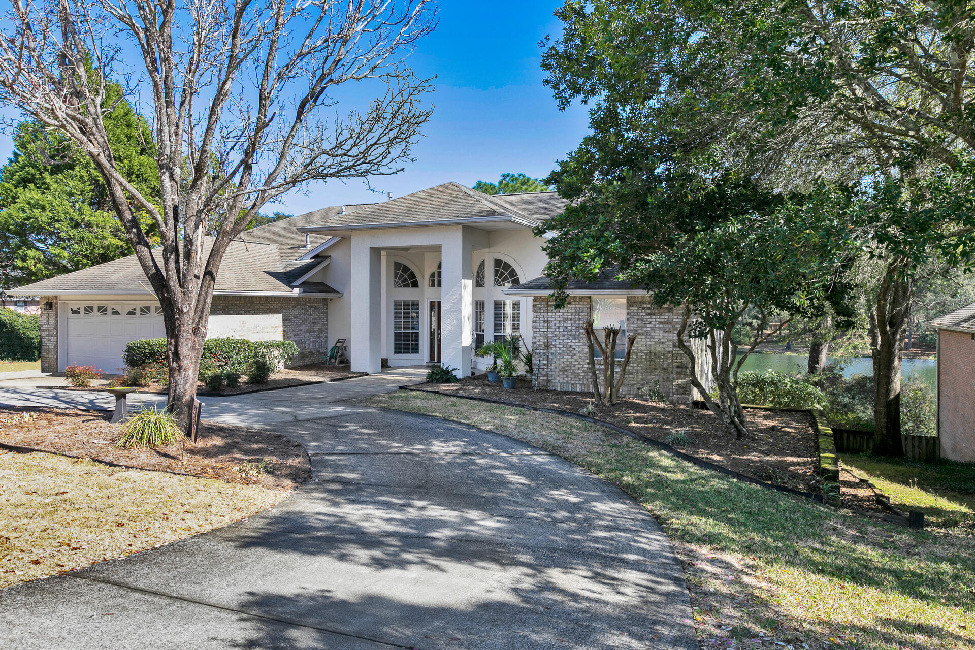 Rocky Bayou Country Club Estates - Residential