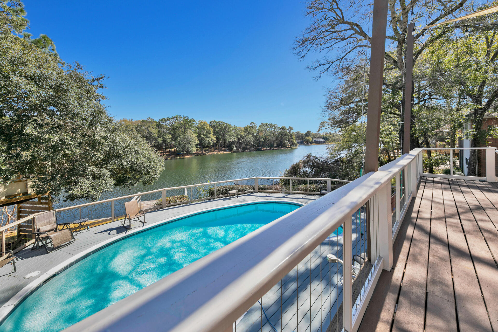 Rocky Bayou Country Club Estates - Residential