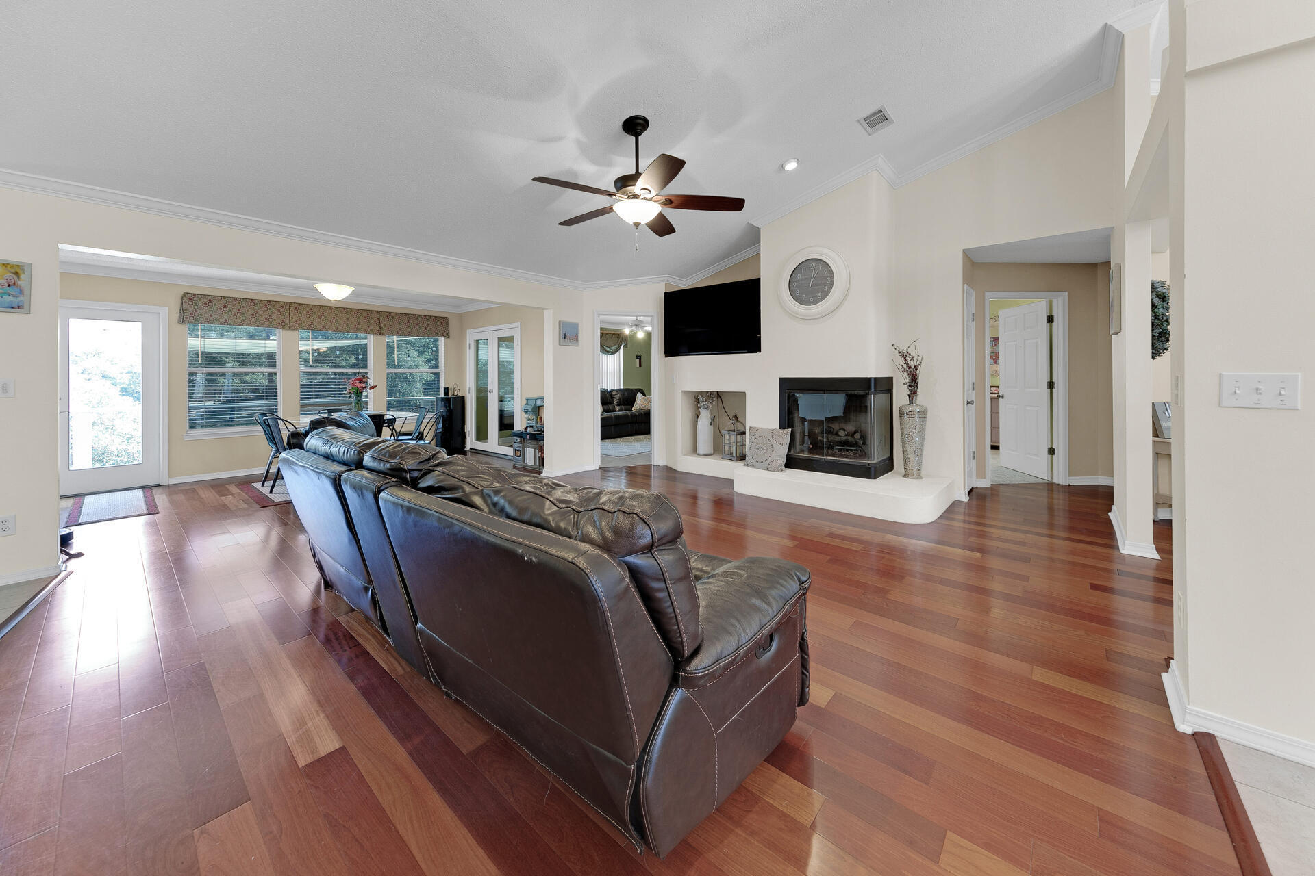 Rocky Bayou Country Club Estates - Residential