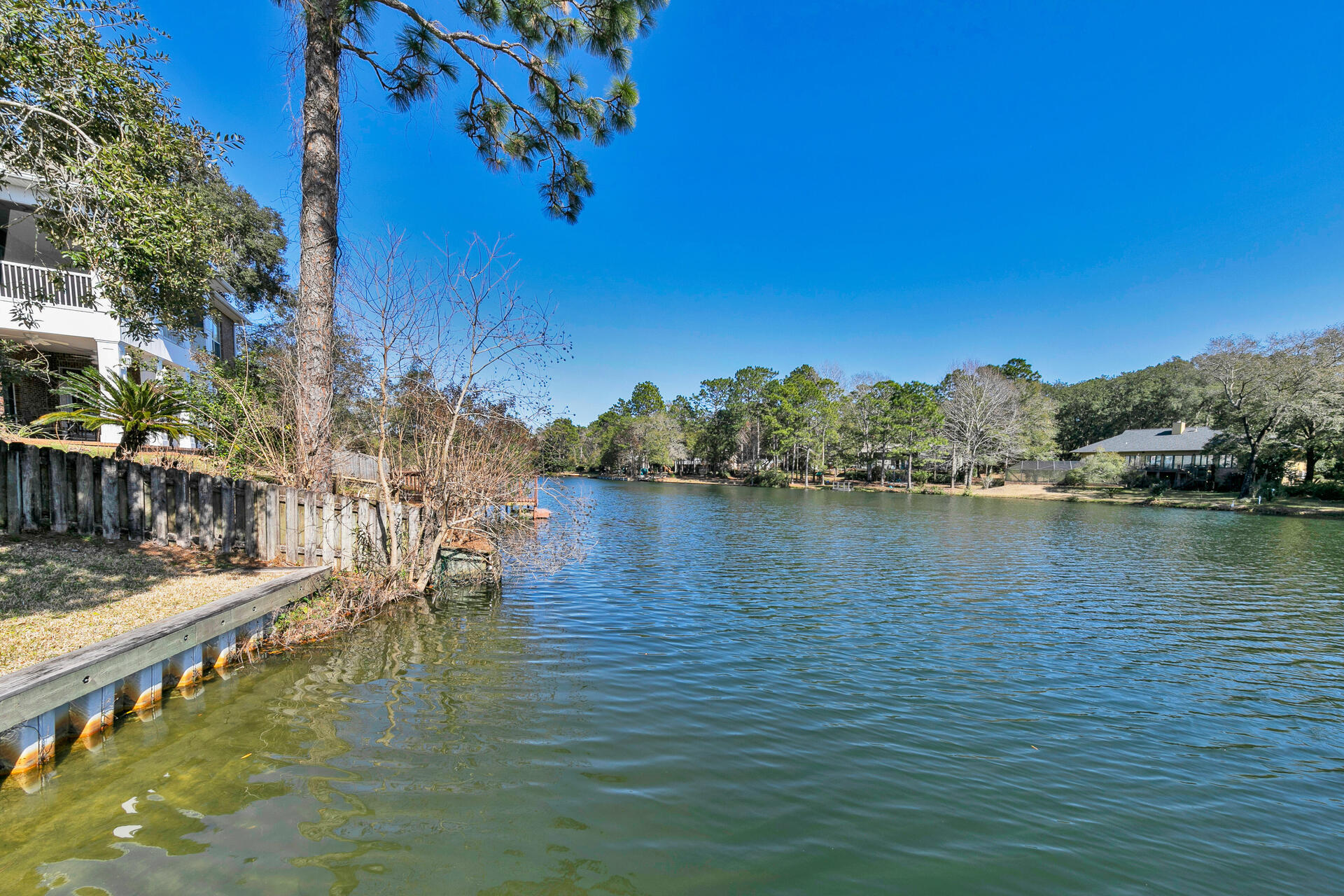 Rocky Bayou Country Club Estates - Residential