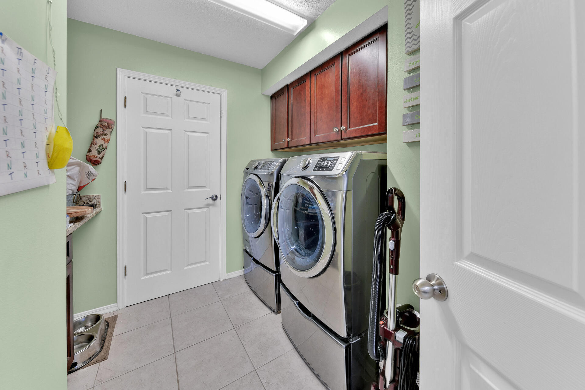 Rocky Bayou Country Club Estates - Residential