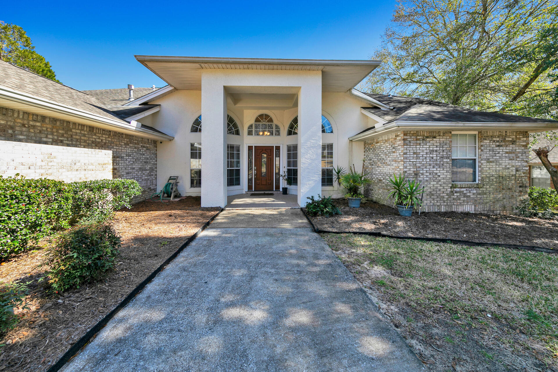 Rocky Bayou Country Club Estates - Residential