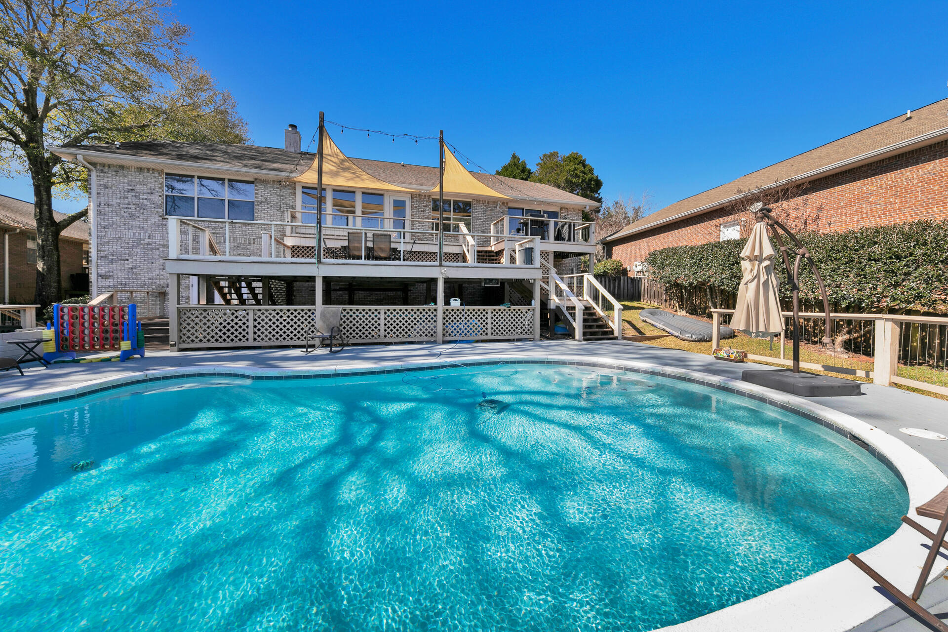 Rocky Bayou Country Club Estates - Residential