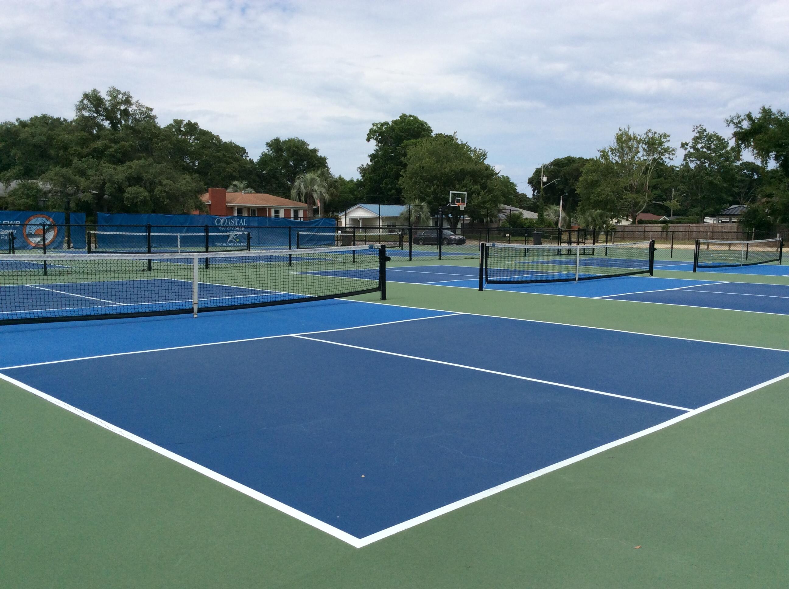 SANTA MARKELLA S/D LOT 24 BLK C - Residential