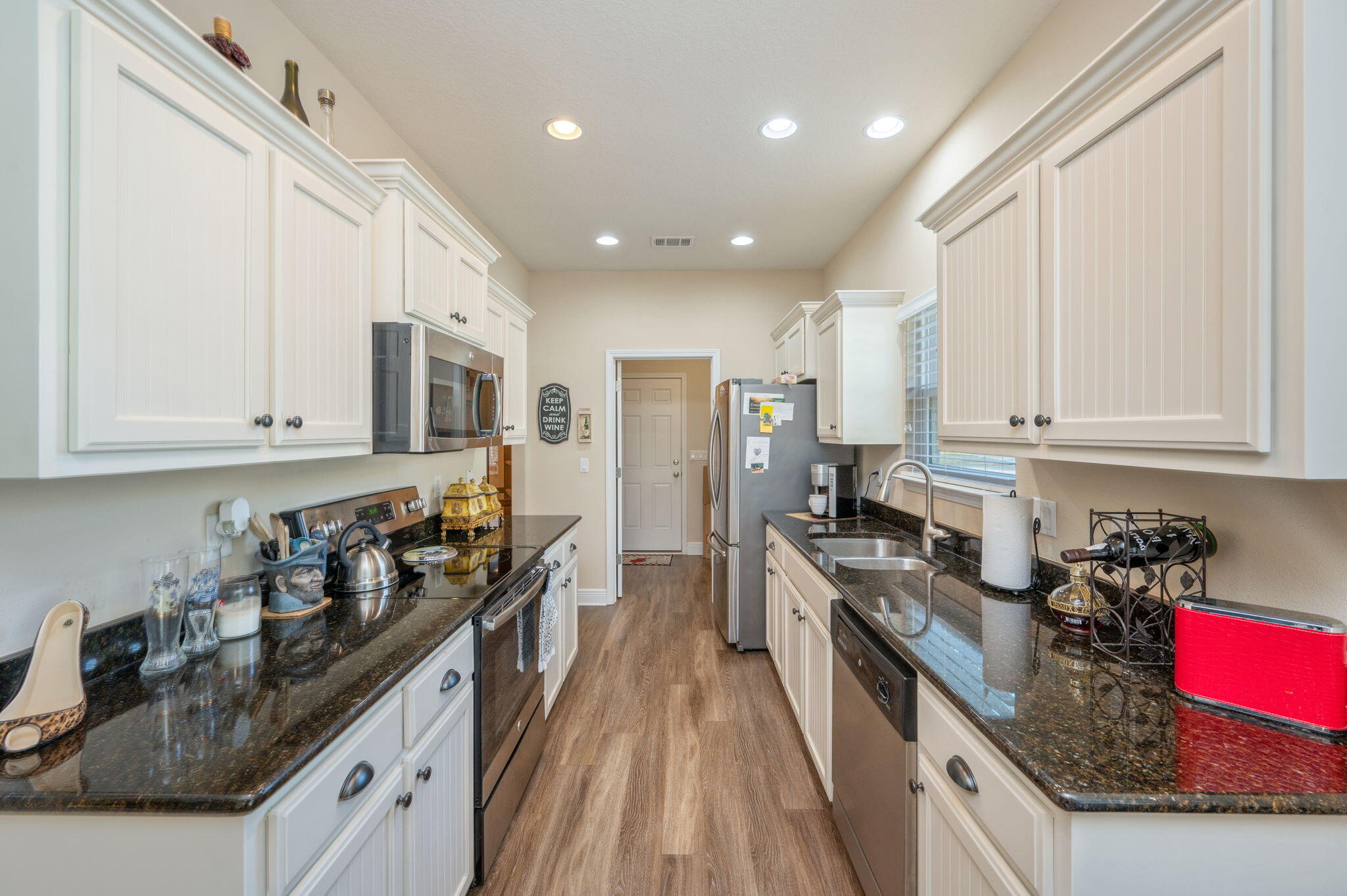 CANOPIES OF FREEPORT - Residential Lease