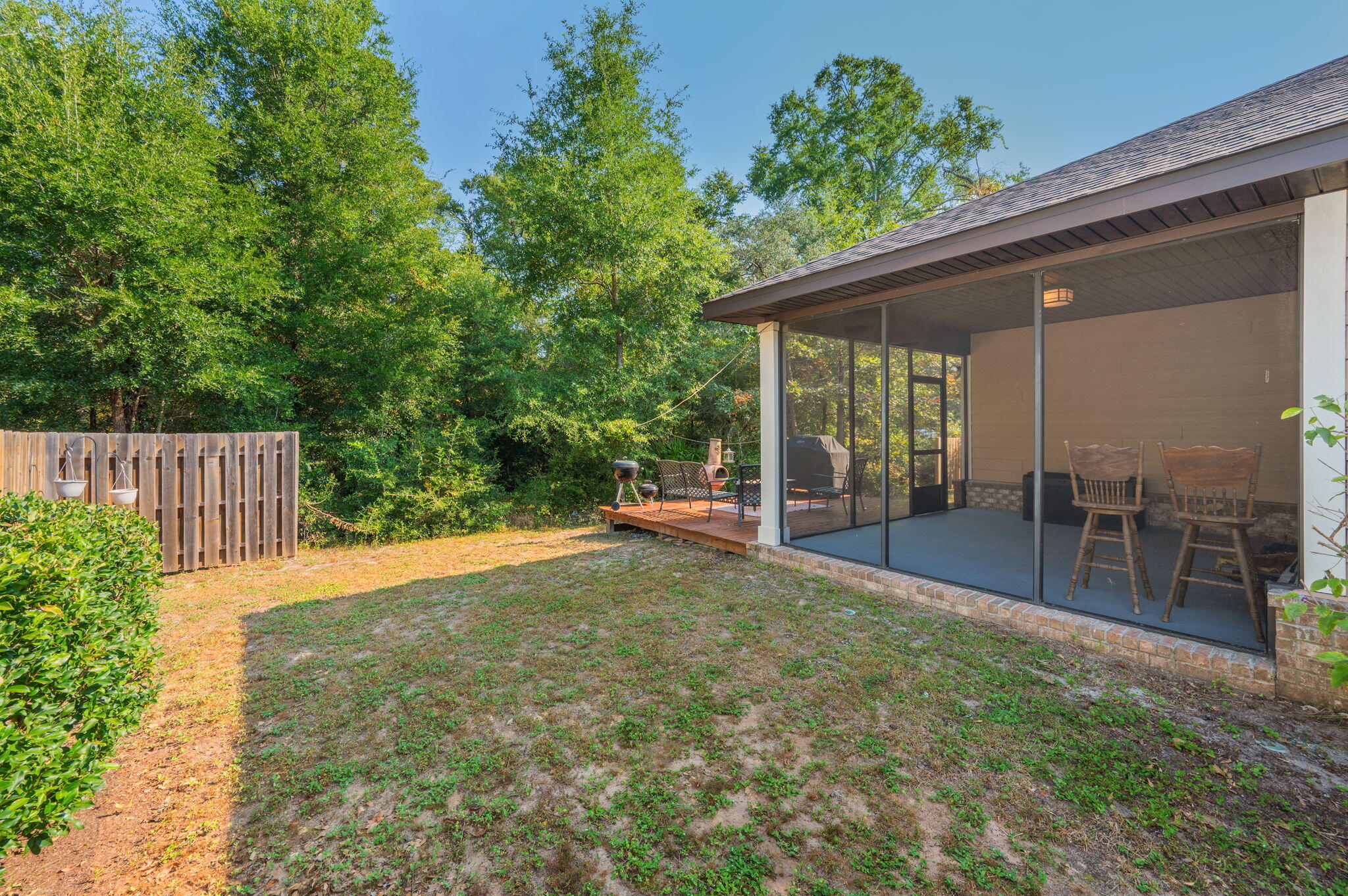 CANOPIES OF FREEPORT - Residential Lease