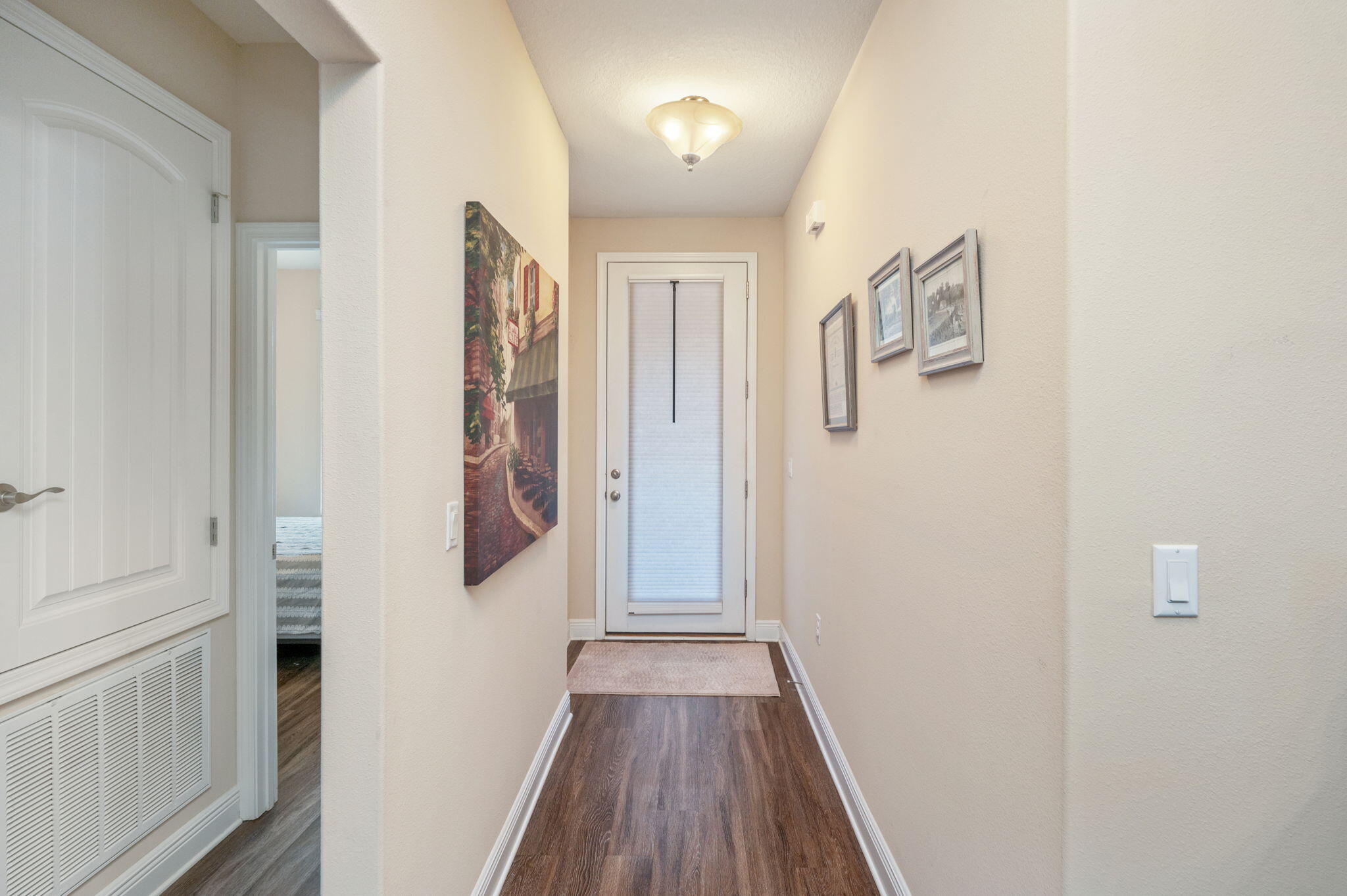 CANOPIES OF FREEPORT - Residential Lease