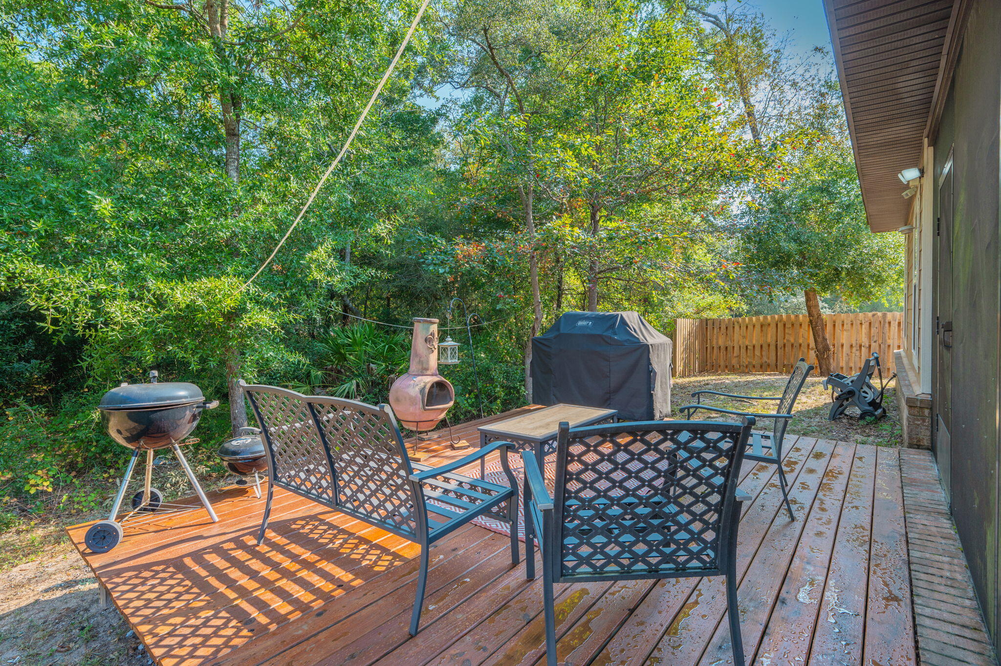 CANOPIES OF FREEPORT - Residential Lease