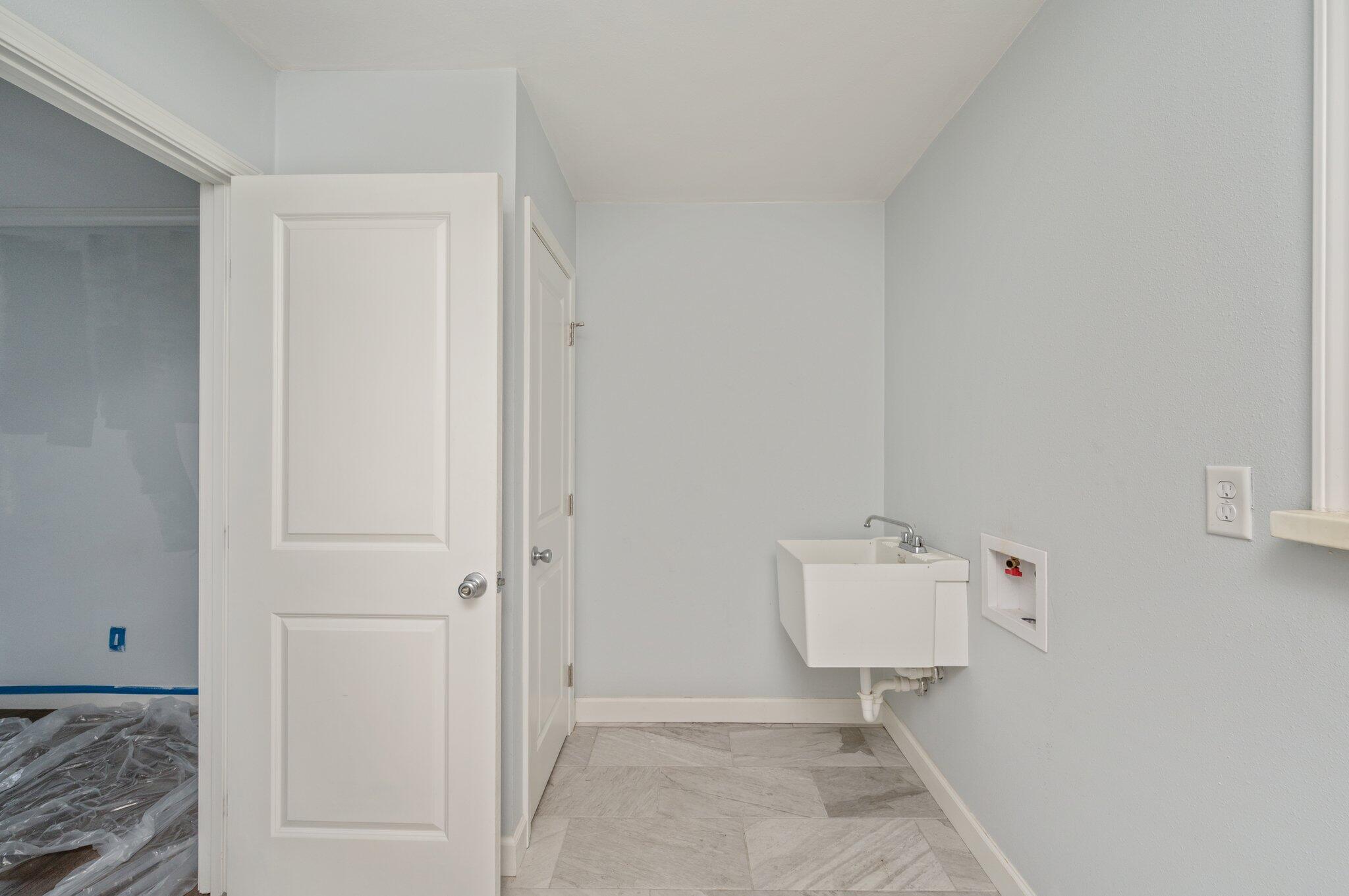 OAKLAND HEIGHTS - Residential