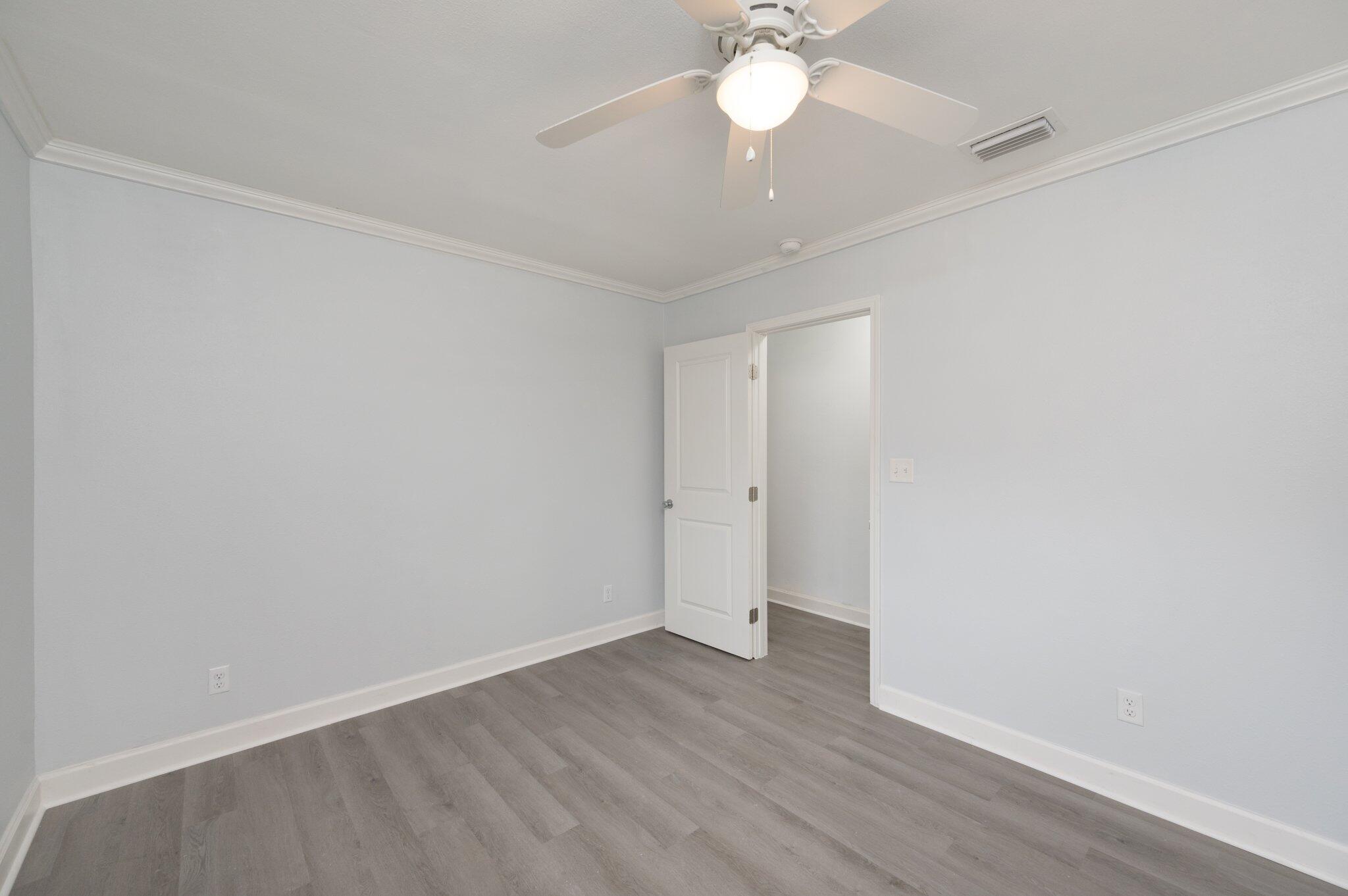 OAKLAND HEIGHTS - Residential