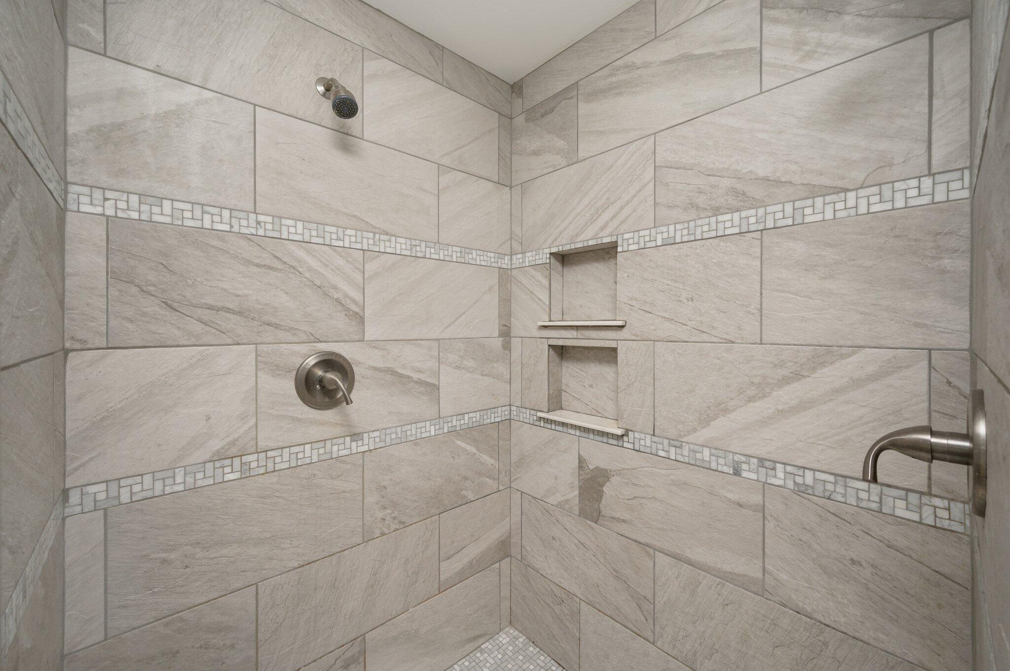 OAKLAND HEIGHTS - Residential