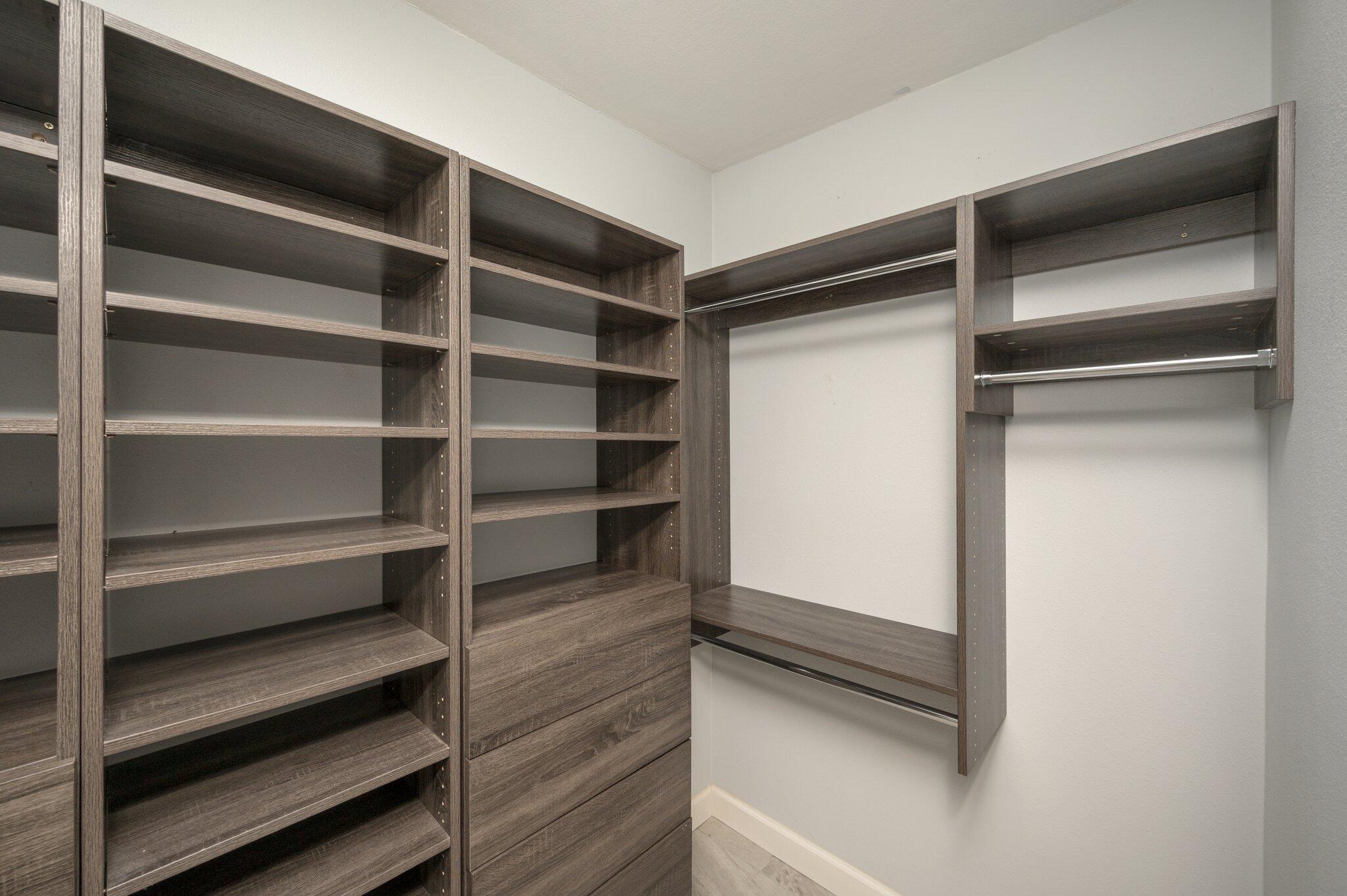 OAKLAND HEIGHTS - Residential