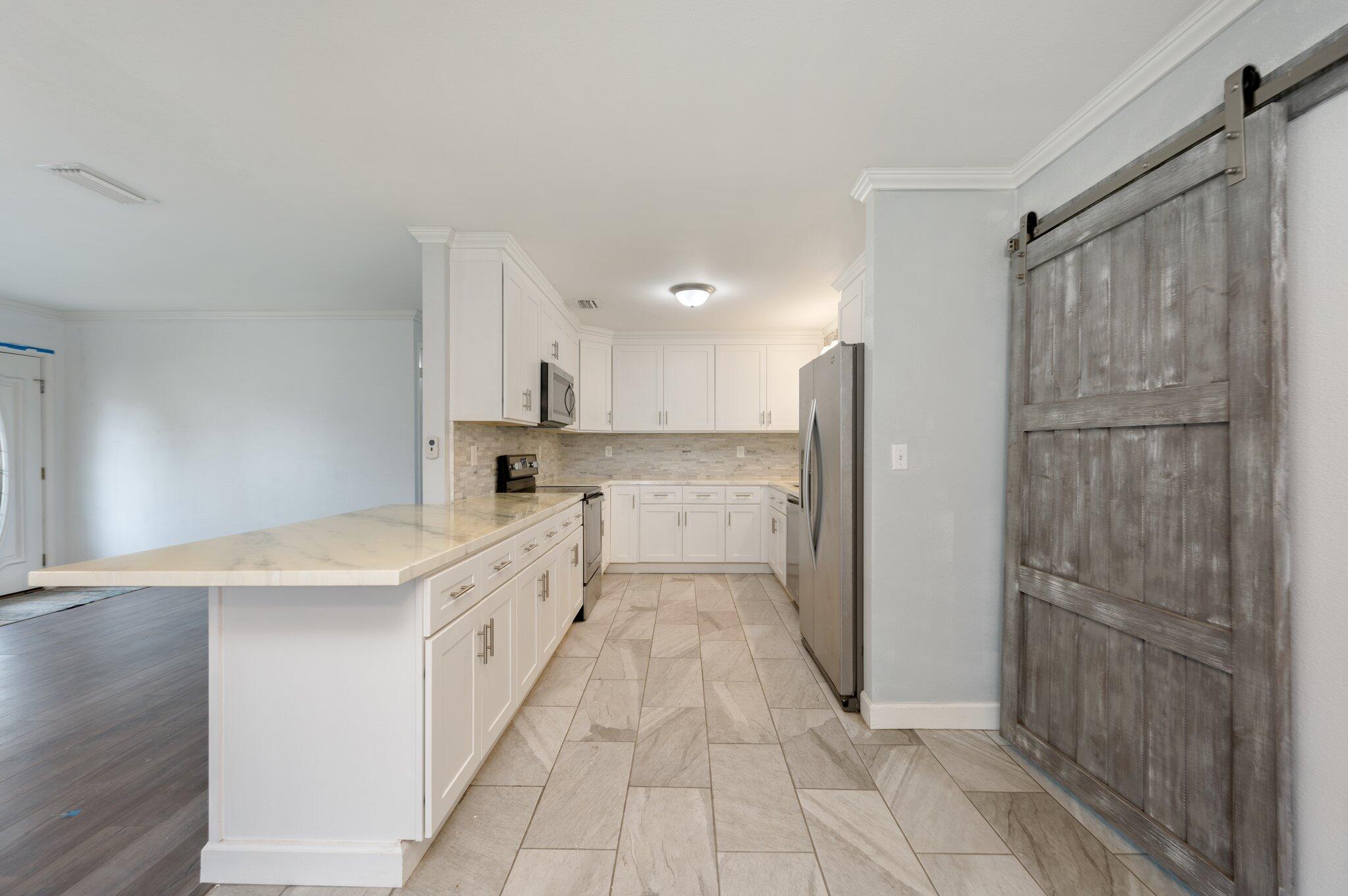 OAKLAND HEIGHTS - Residential