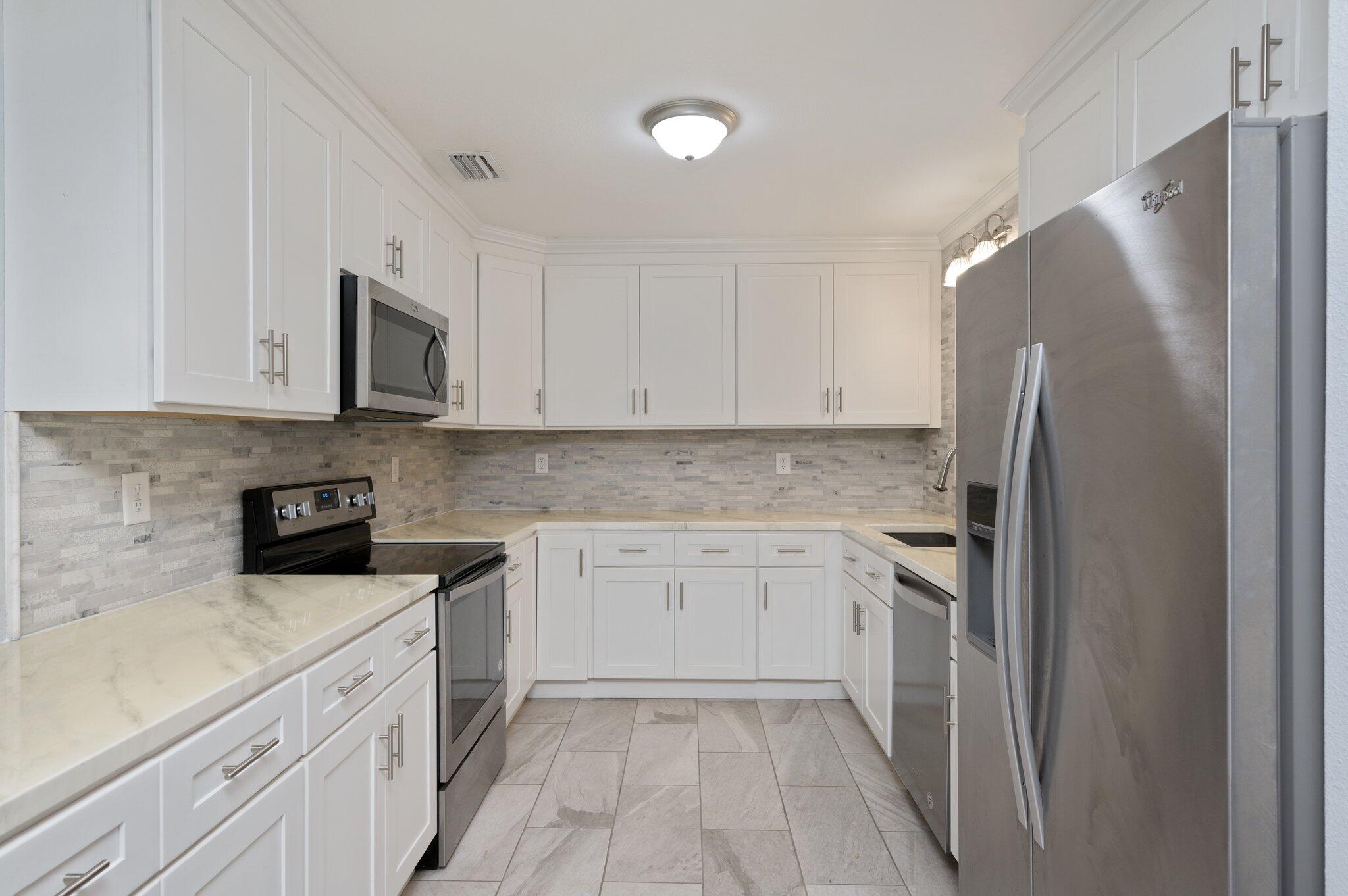 OAKLAND HEIGHTS - Residential