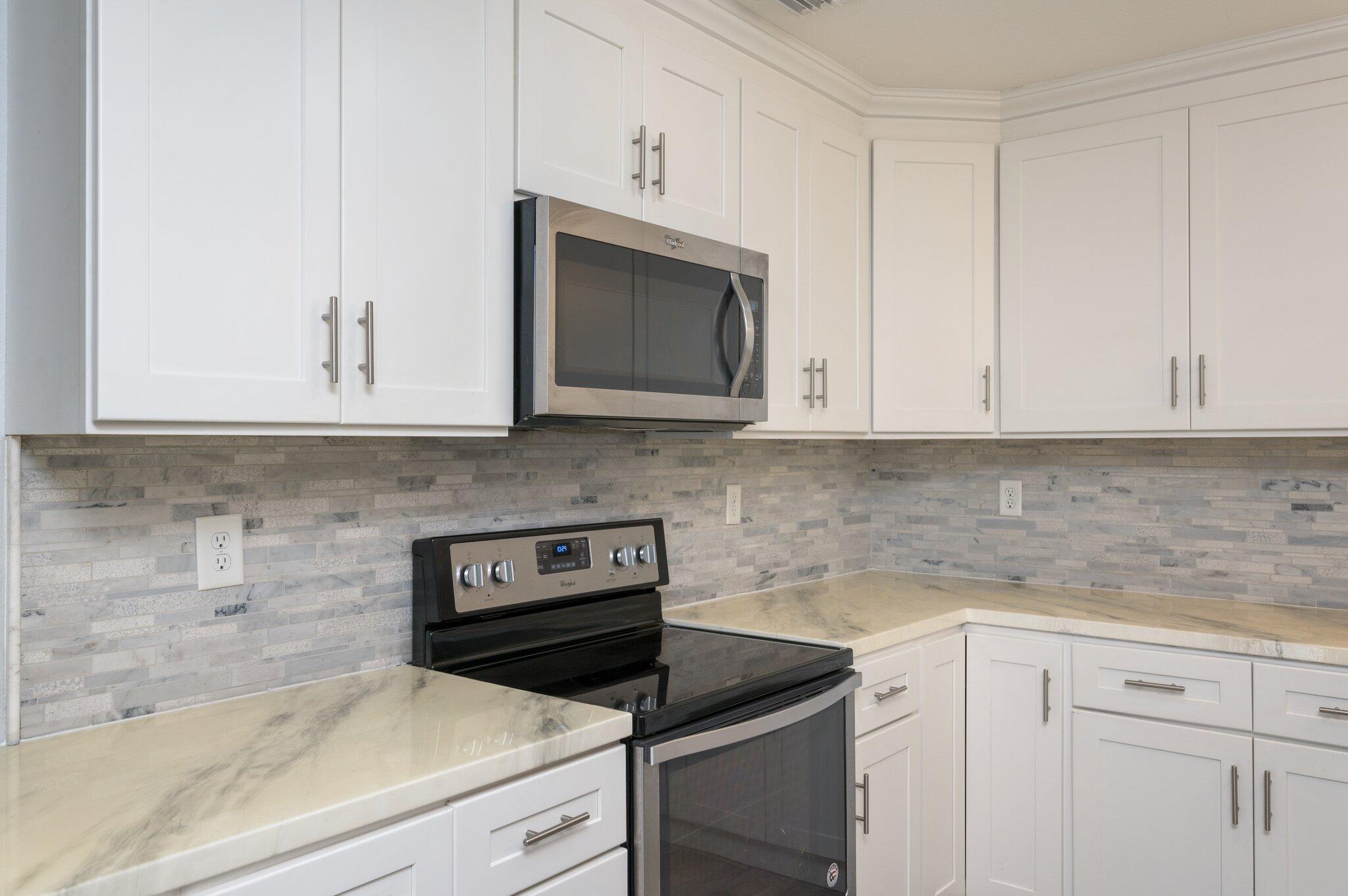 OAKLAND HEIGHTS - Residential