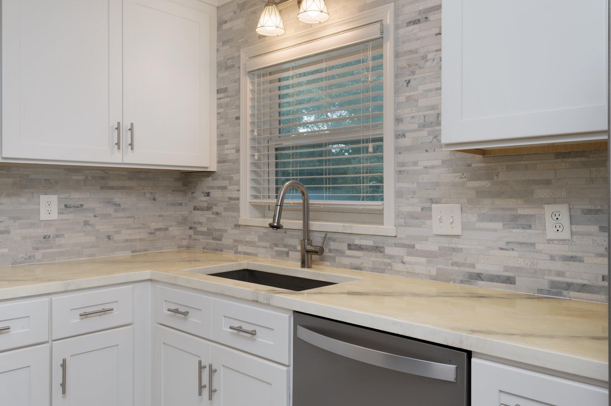 OAKLAND HEIGHTS - Residential