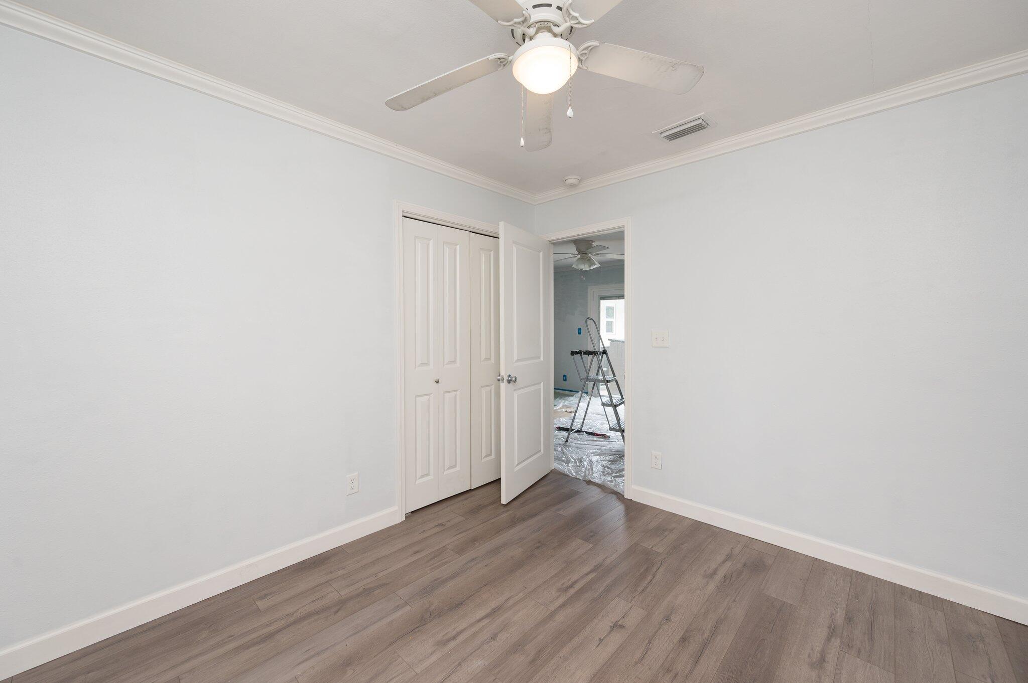 OAKLAND HEIGHTS - Residential